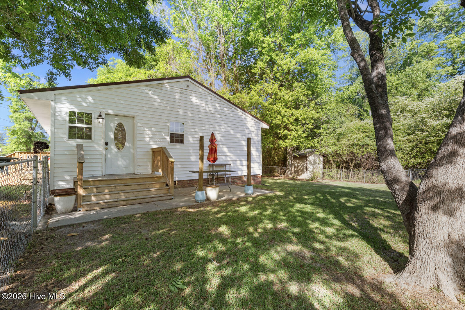 100569142 | Photo 20