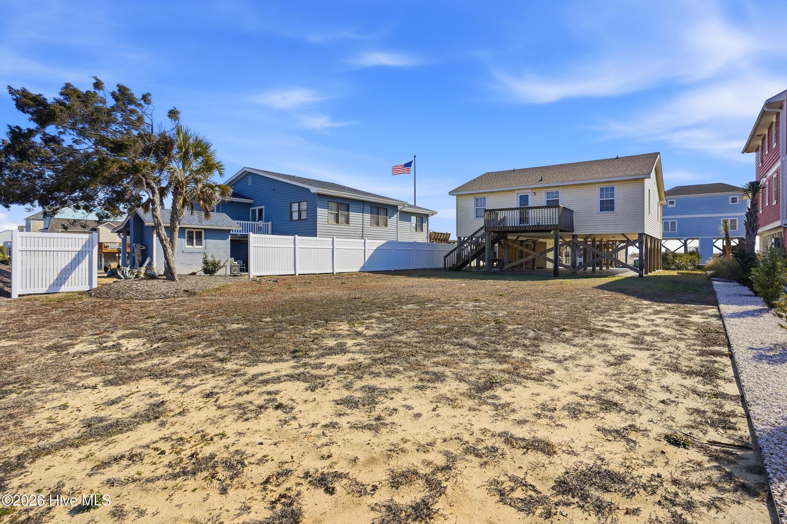 100554580 | Photo 35