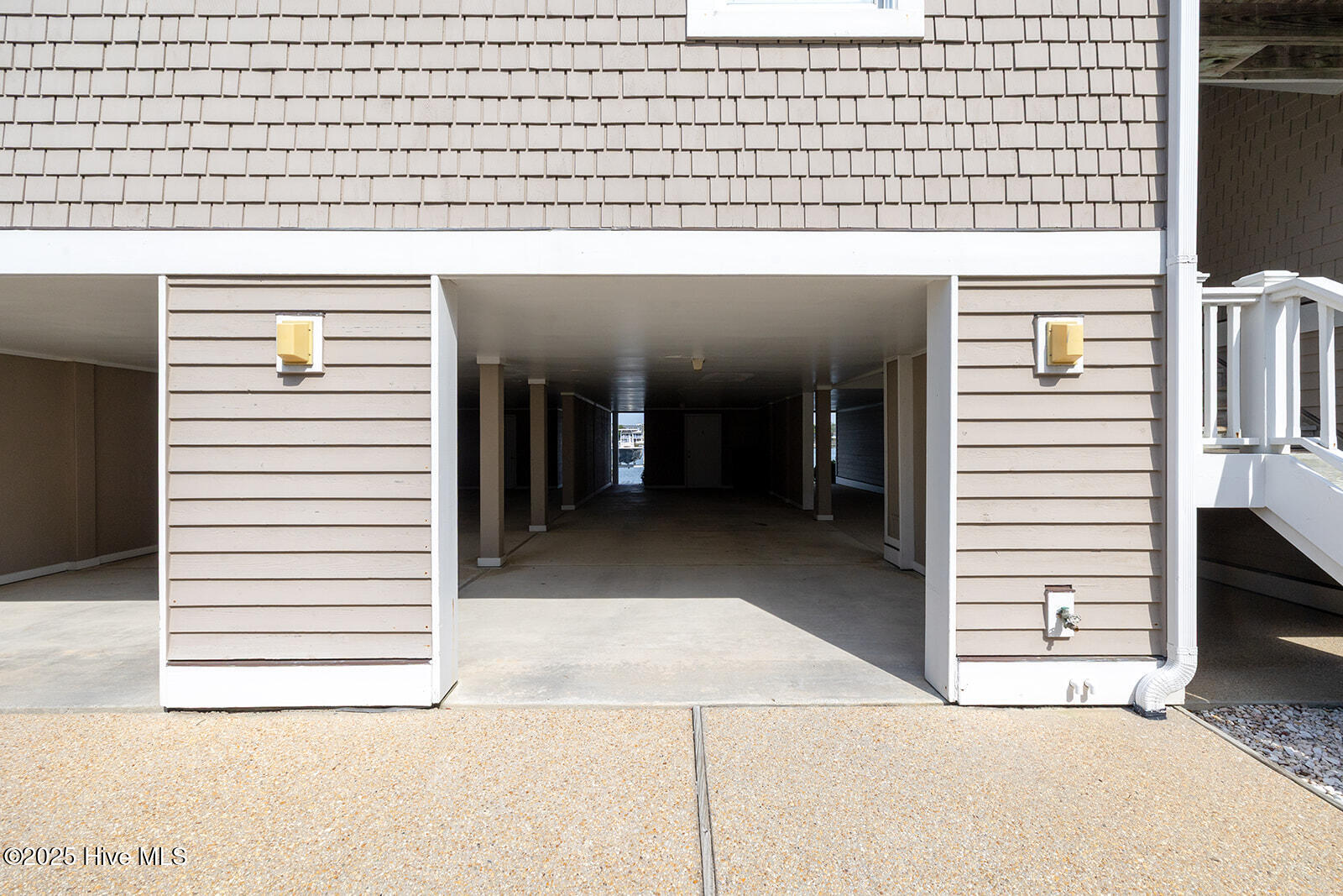 100508996 | Photo 45