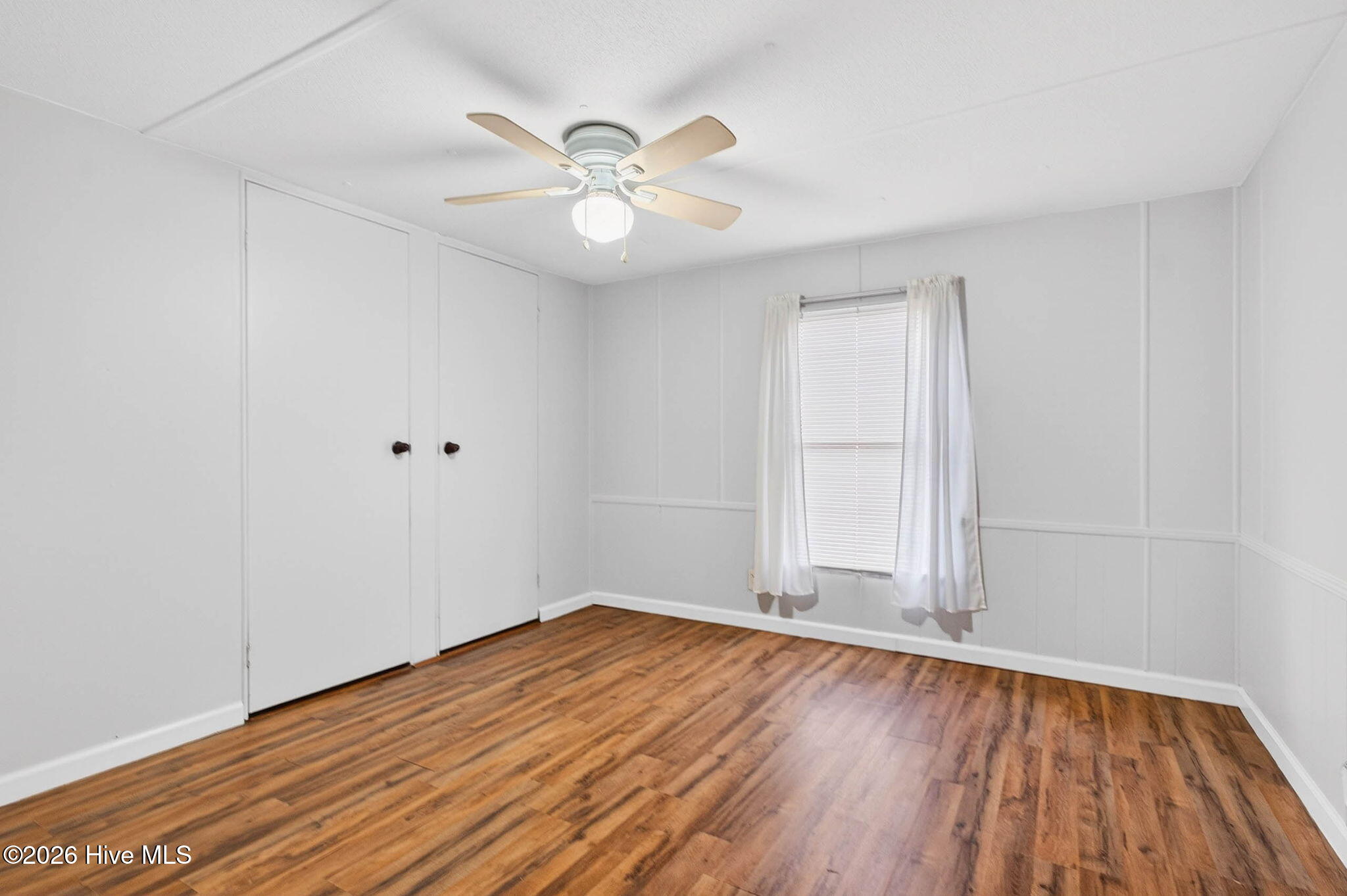 100564945 | Photo 14