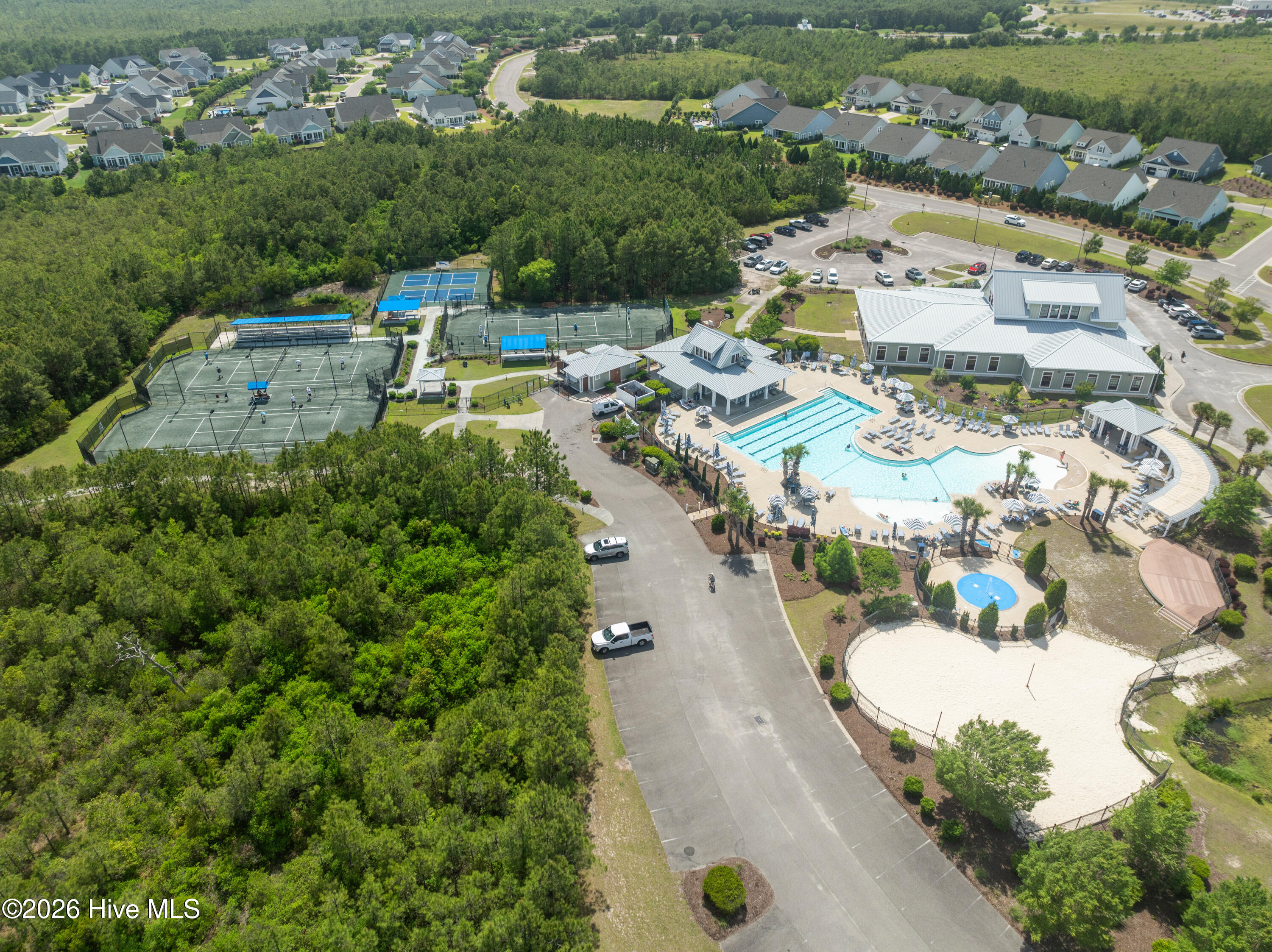 100560697 | Photo 109