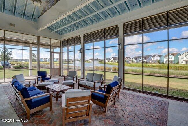 100549094 | Photo 83