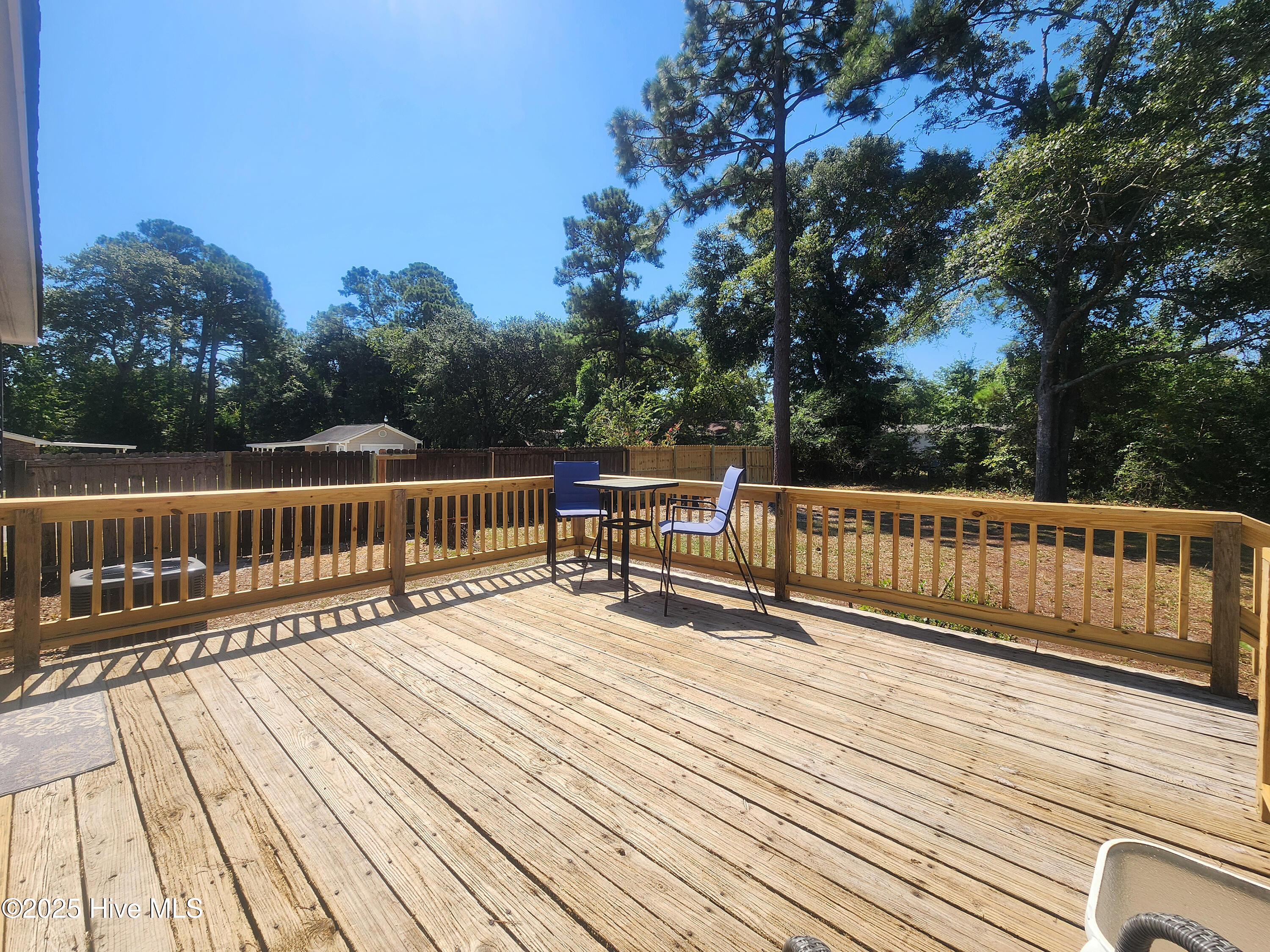 100529412 | Photo 40