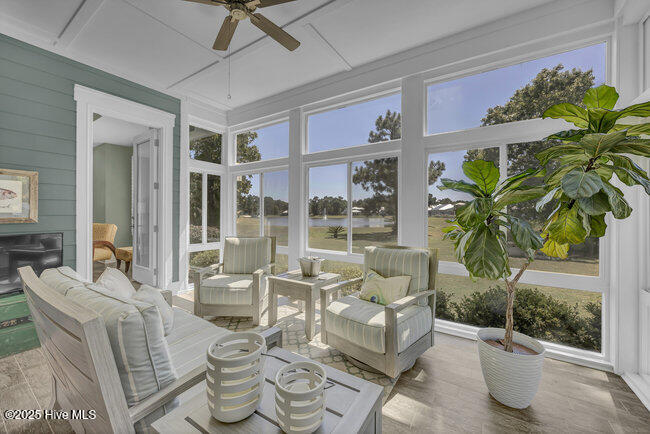 100528964 | Photo 16