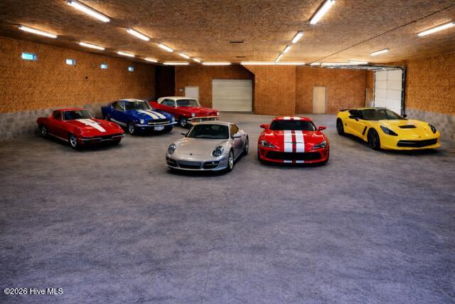 100547219 | Photo 57