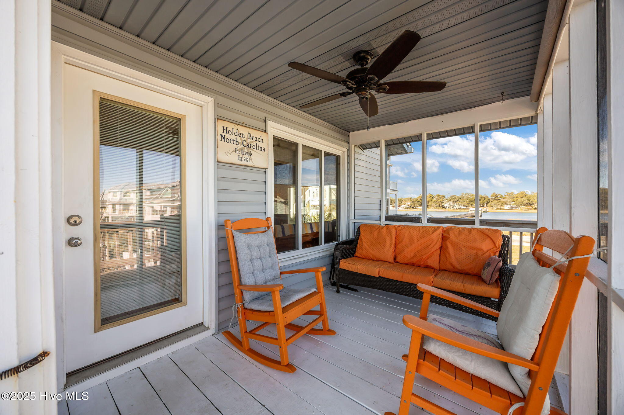 100545181 | Photo 34