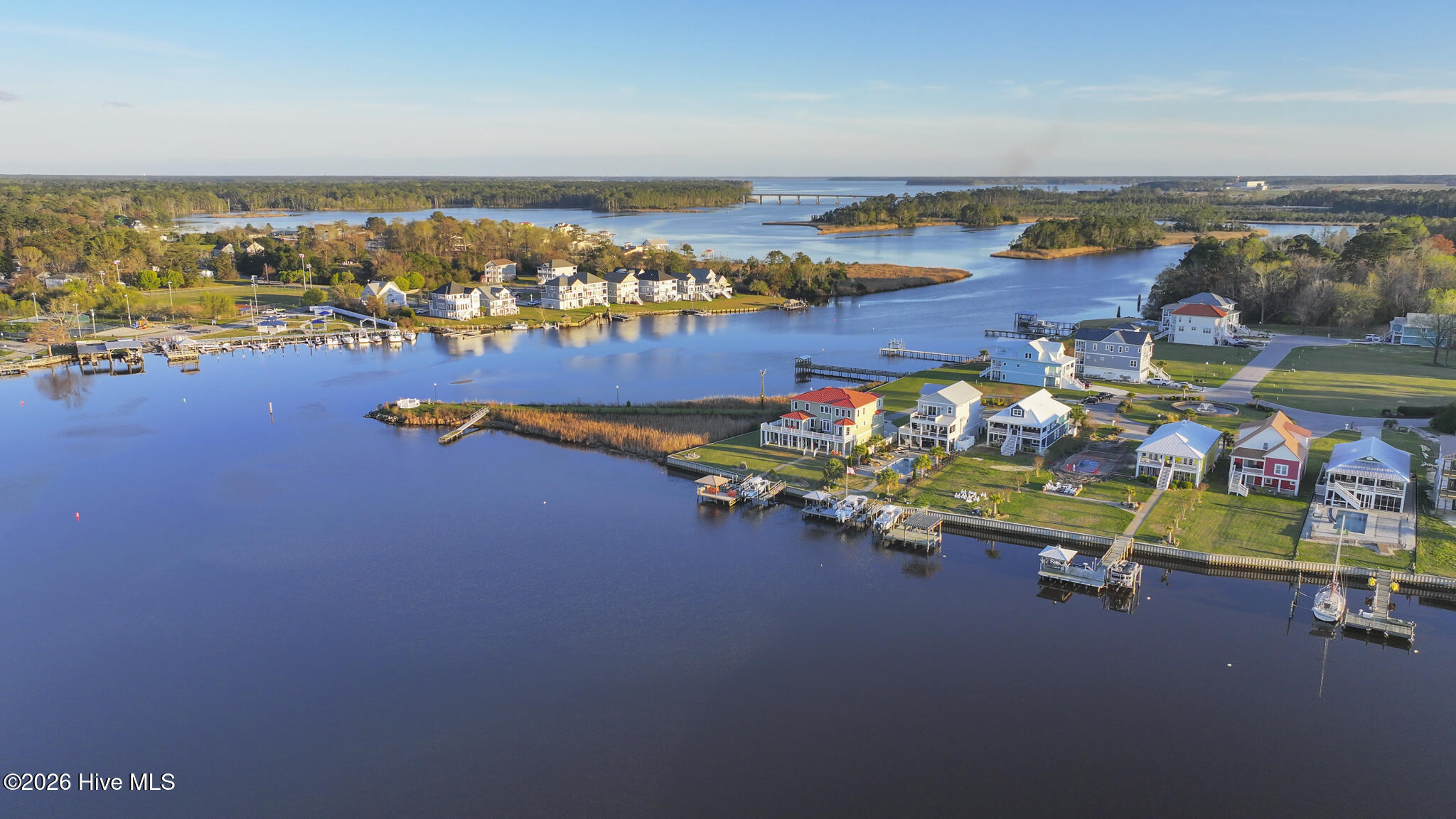 100564297 | Photo 66