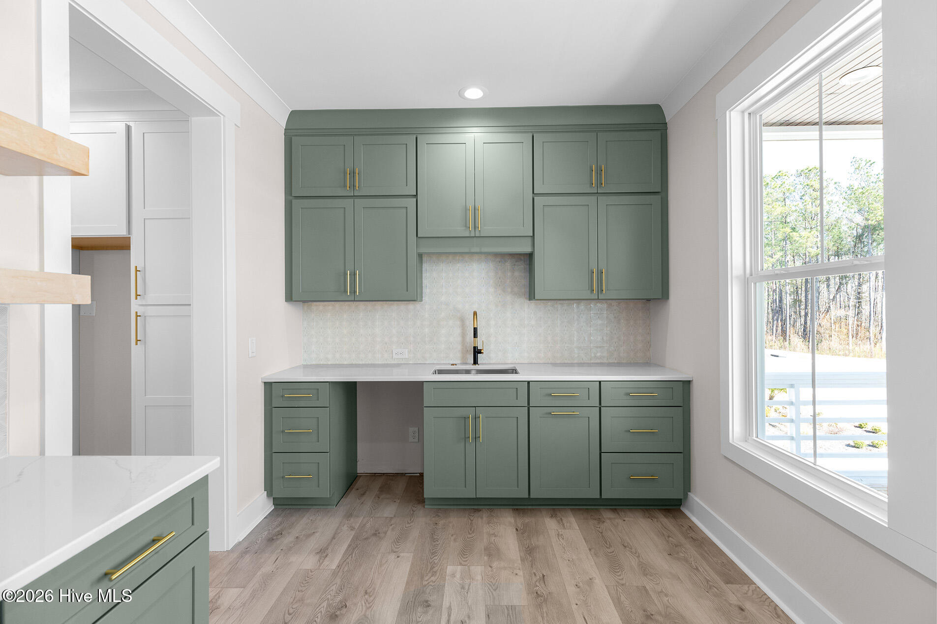 100555900 | Photo 19