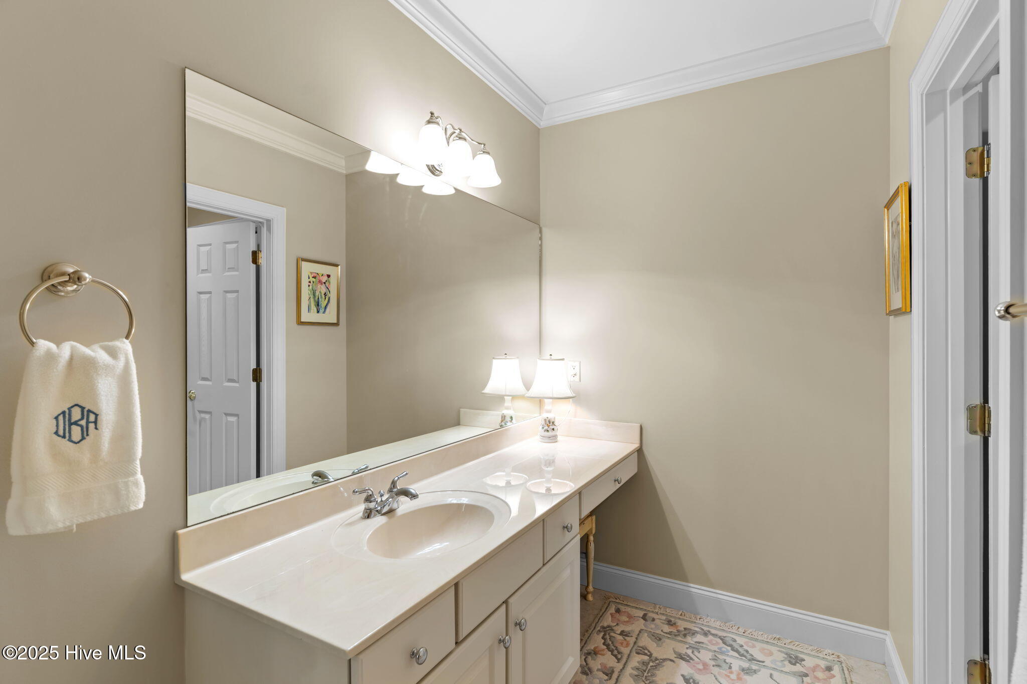 100524076 | Photo 36