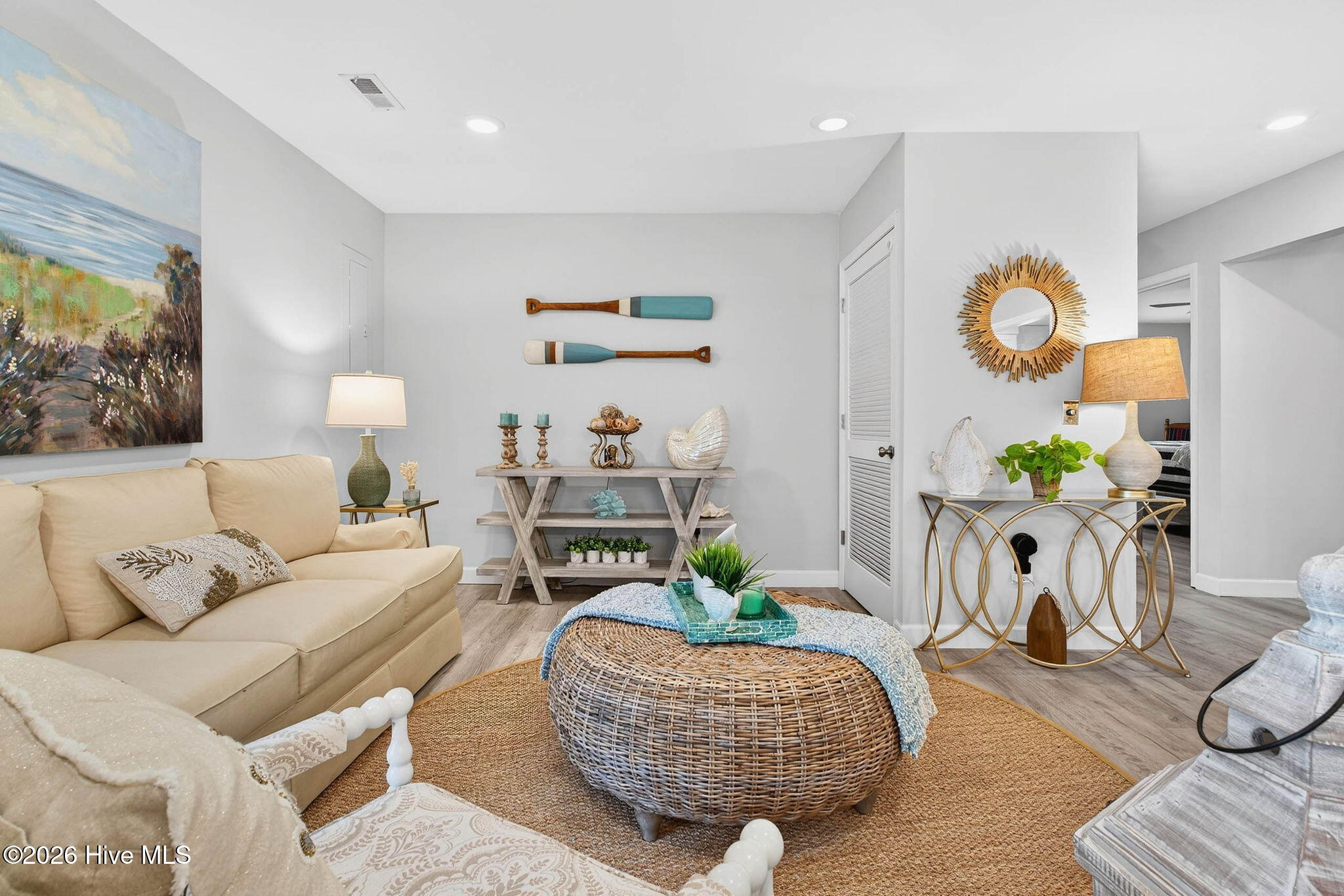 100565816 | Photo 14