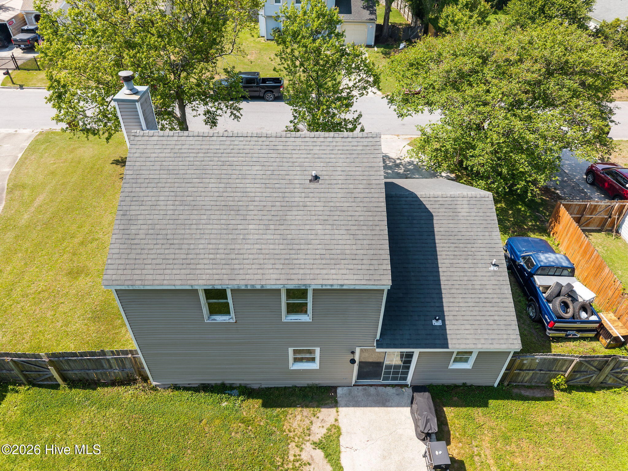 100567530 | Photo 32