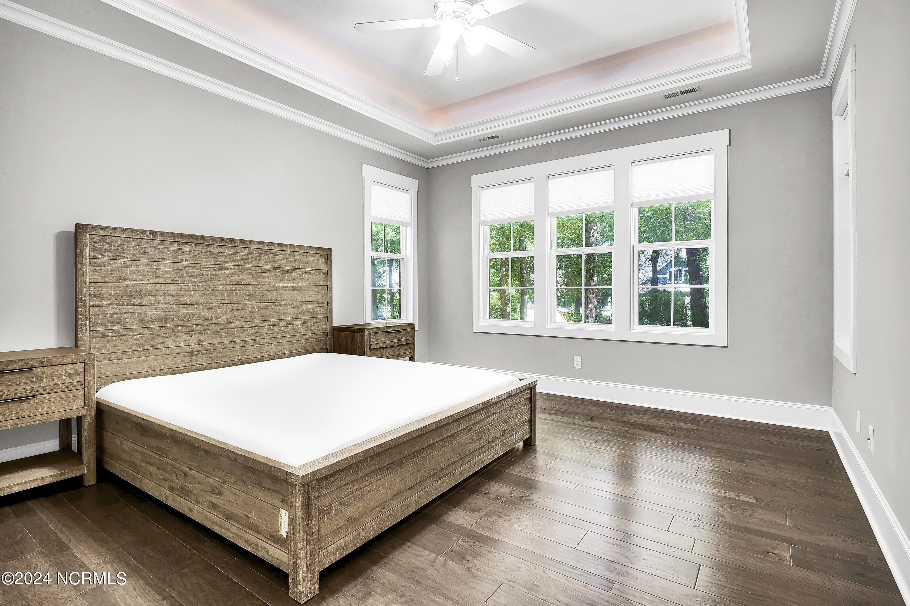 100565590 | Photo 16