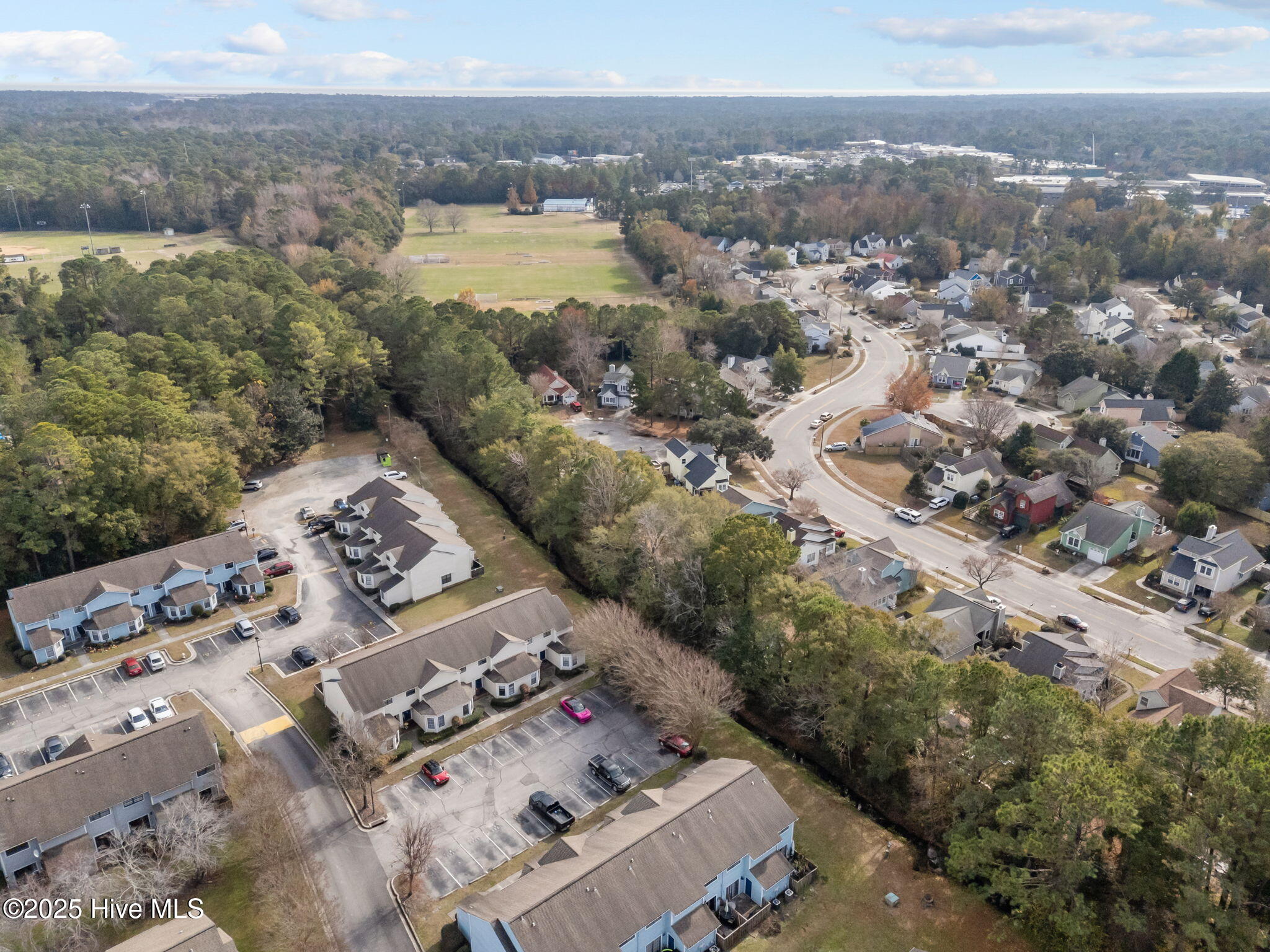 100544618 | Photo 38