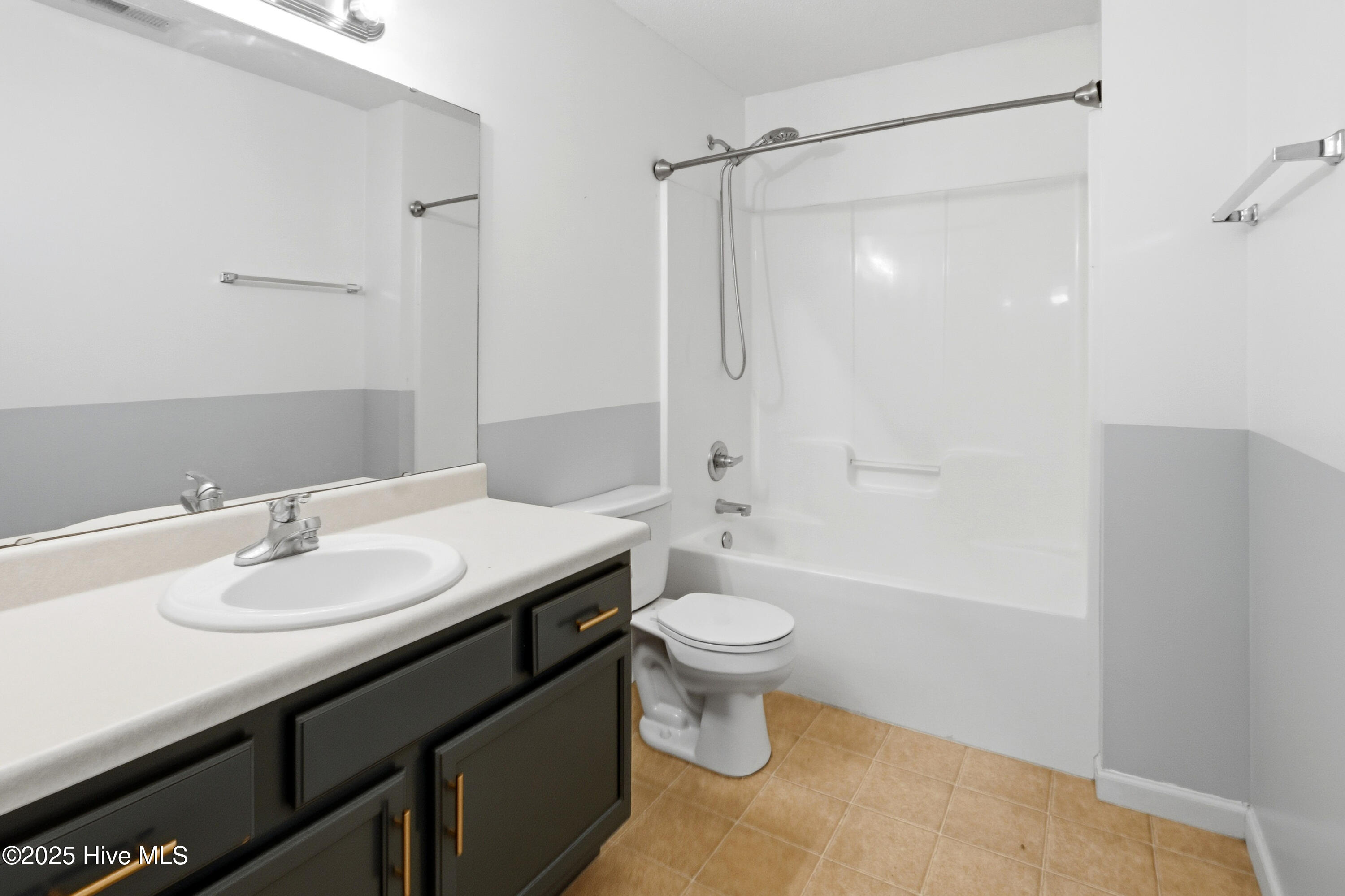 100531186 | Photo 27