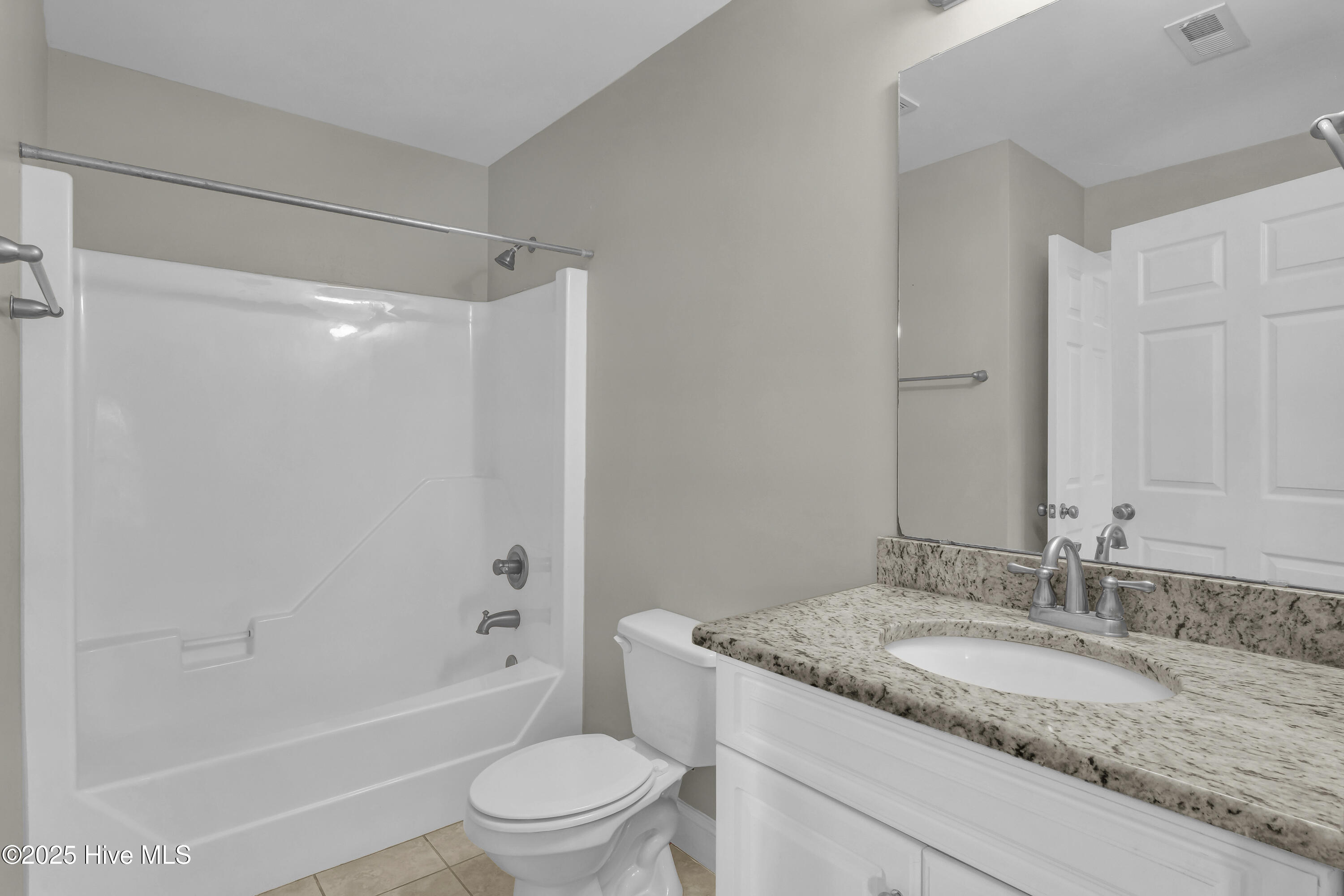 100531492 | Photo 22