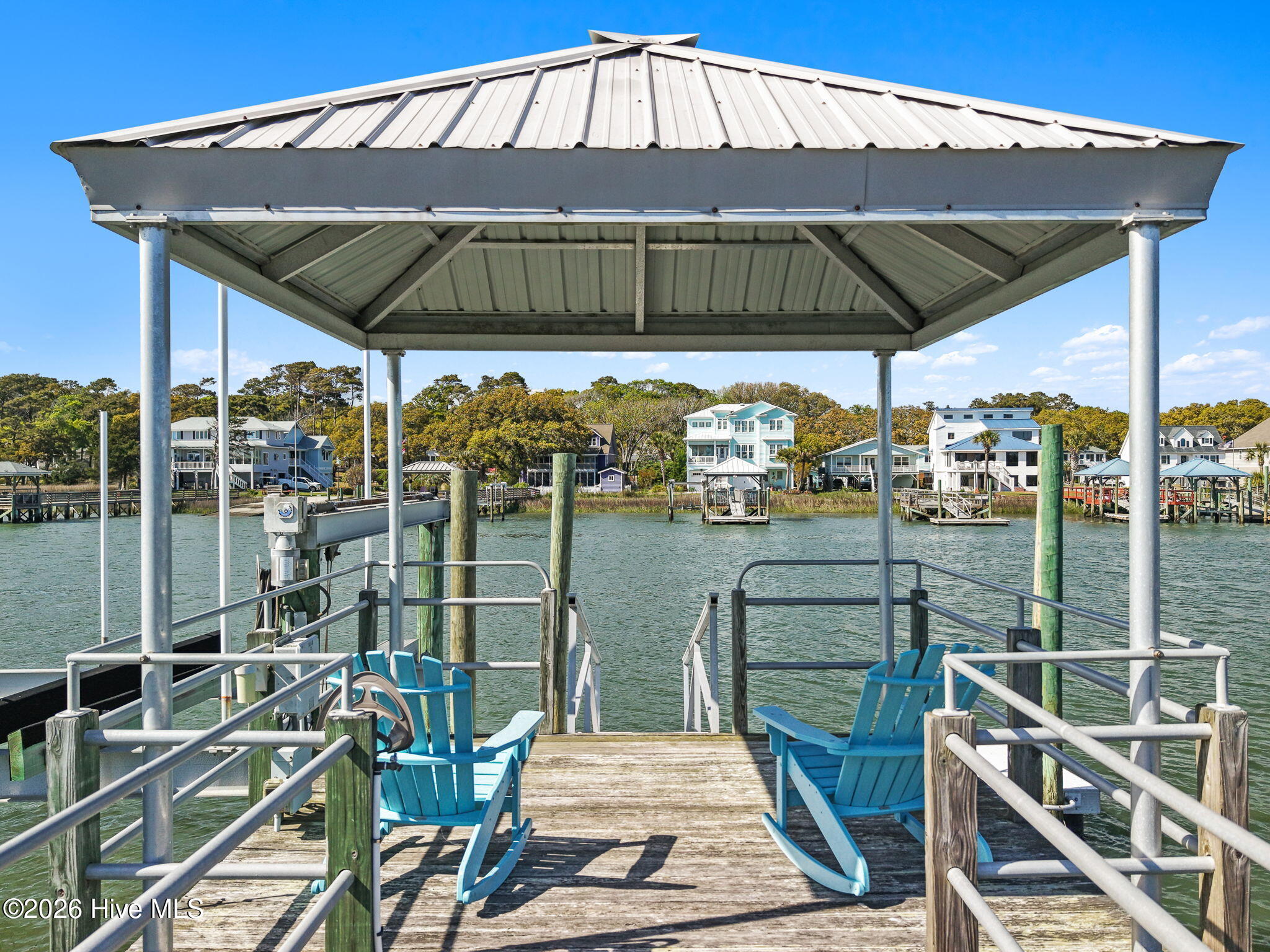 100566570 | Photo 72