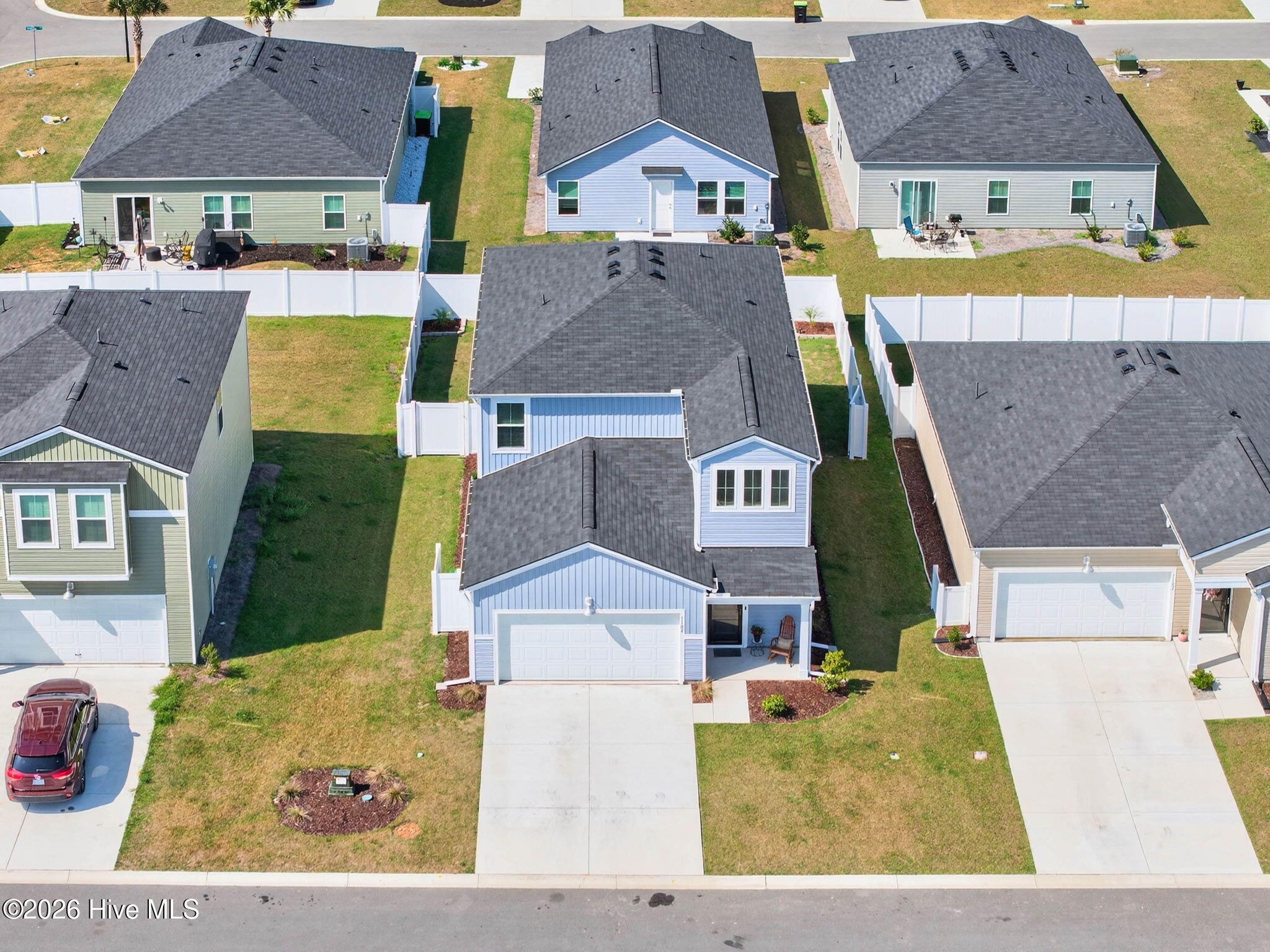 100564672 | Photo 46