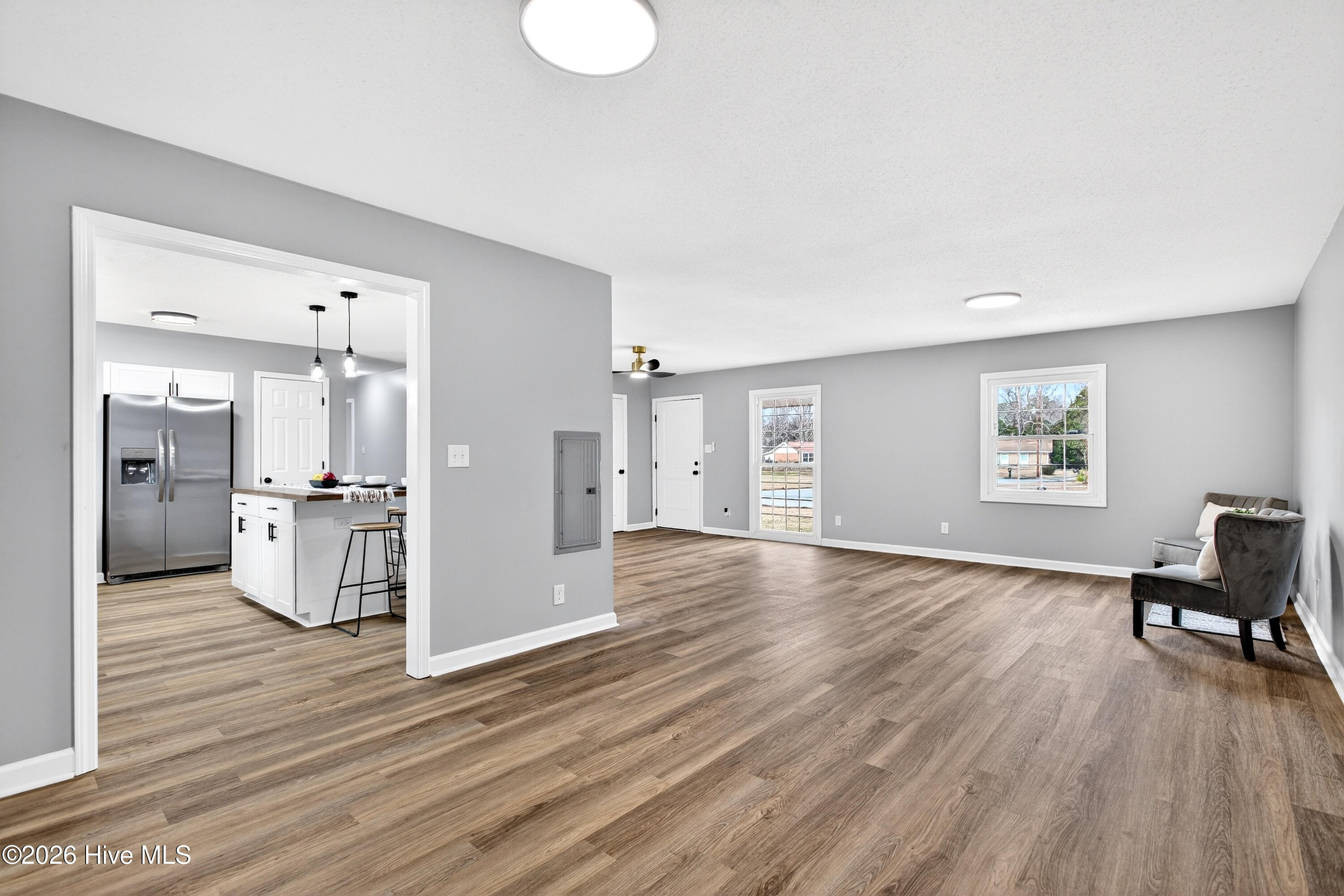 100551597 | Photo 18