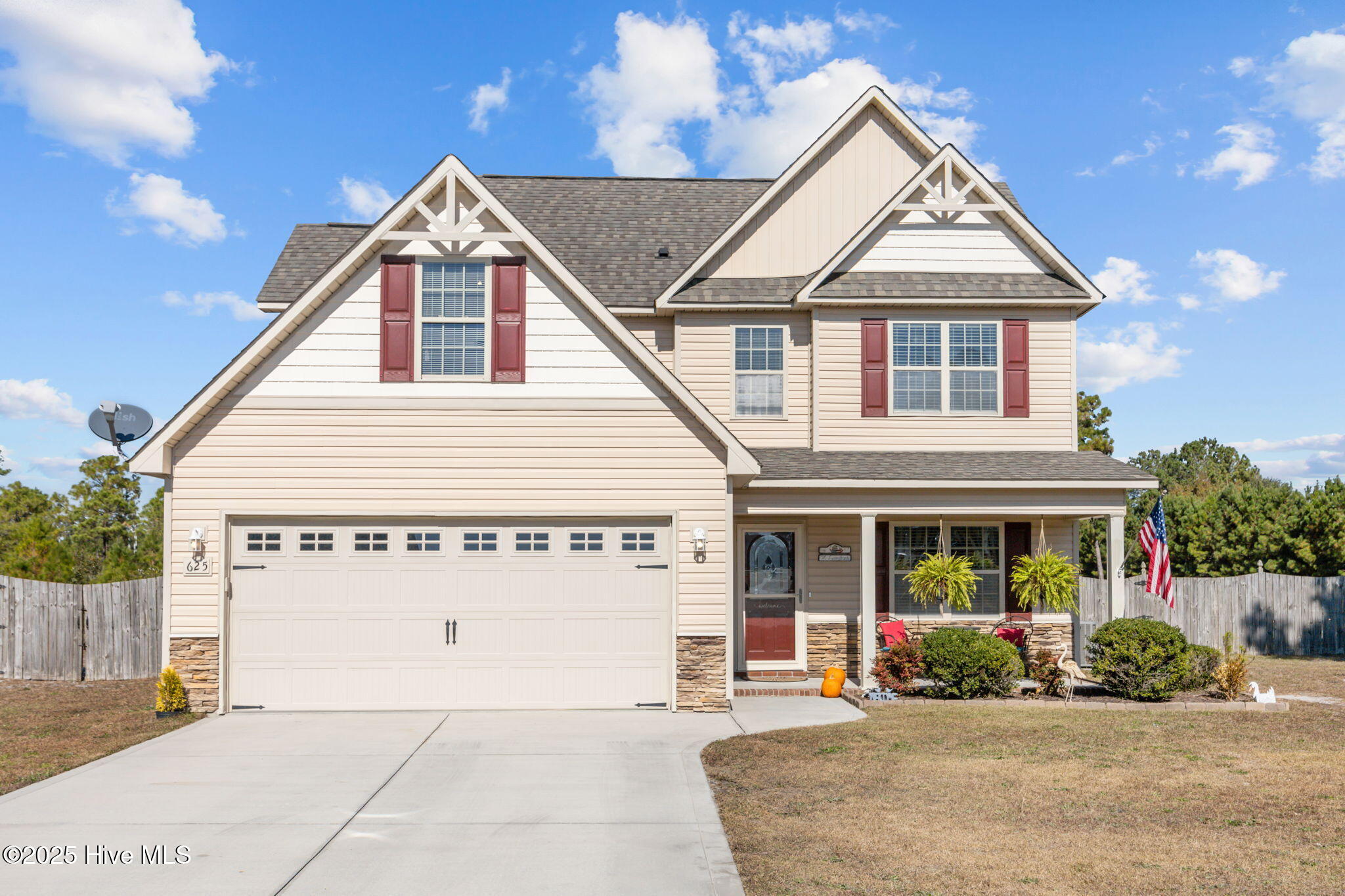 Homes for sale in Hubert, NC | 625 Parsley Dr, Hubert, NC 28539 | MLS# 100542152