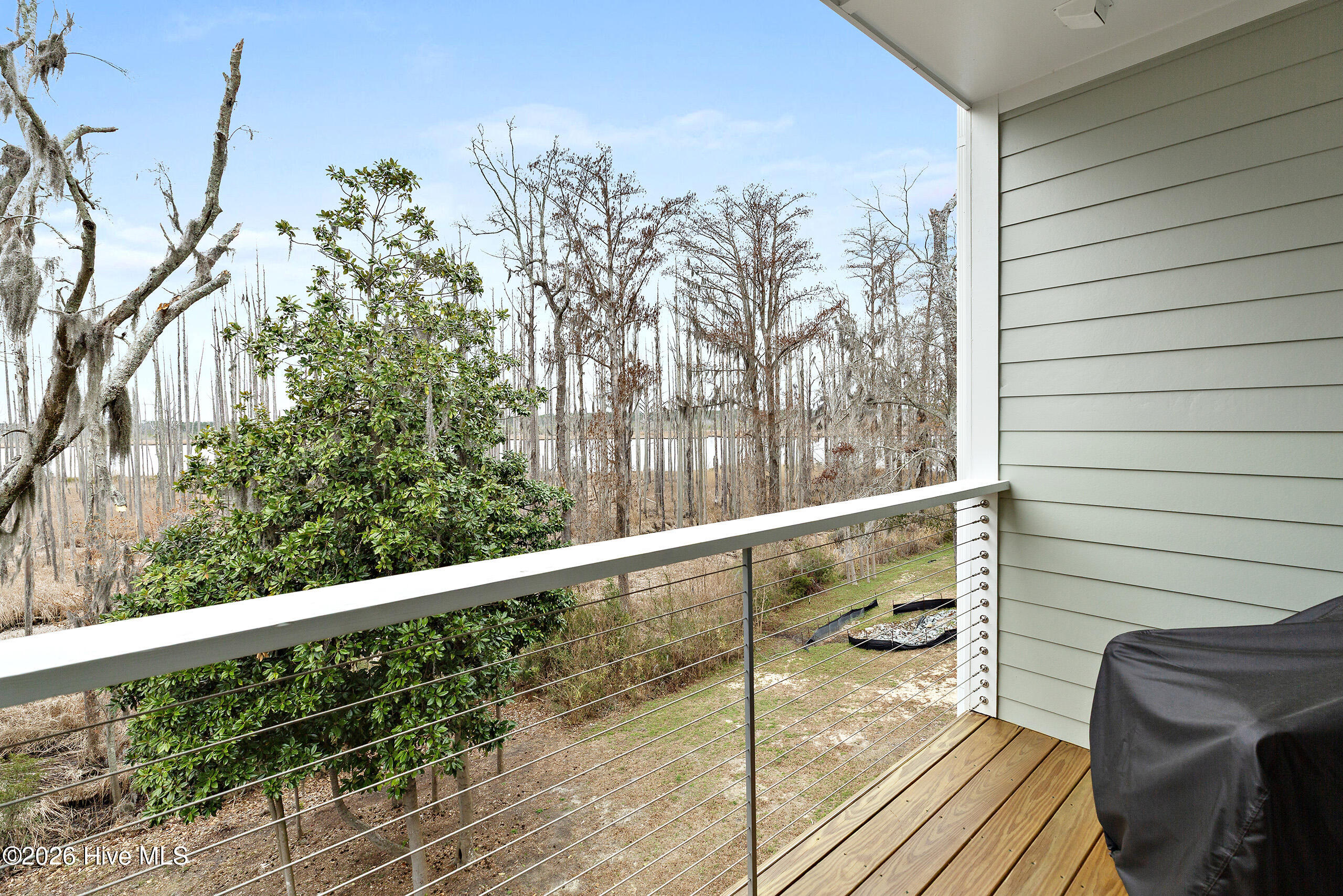 100563450 | Photo 35