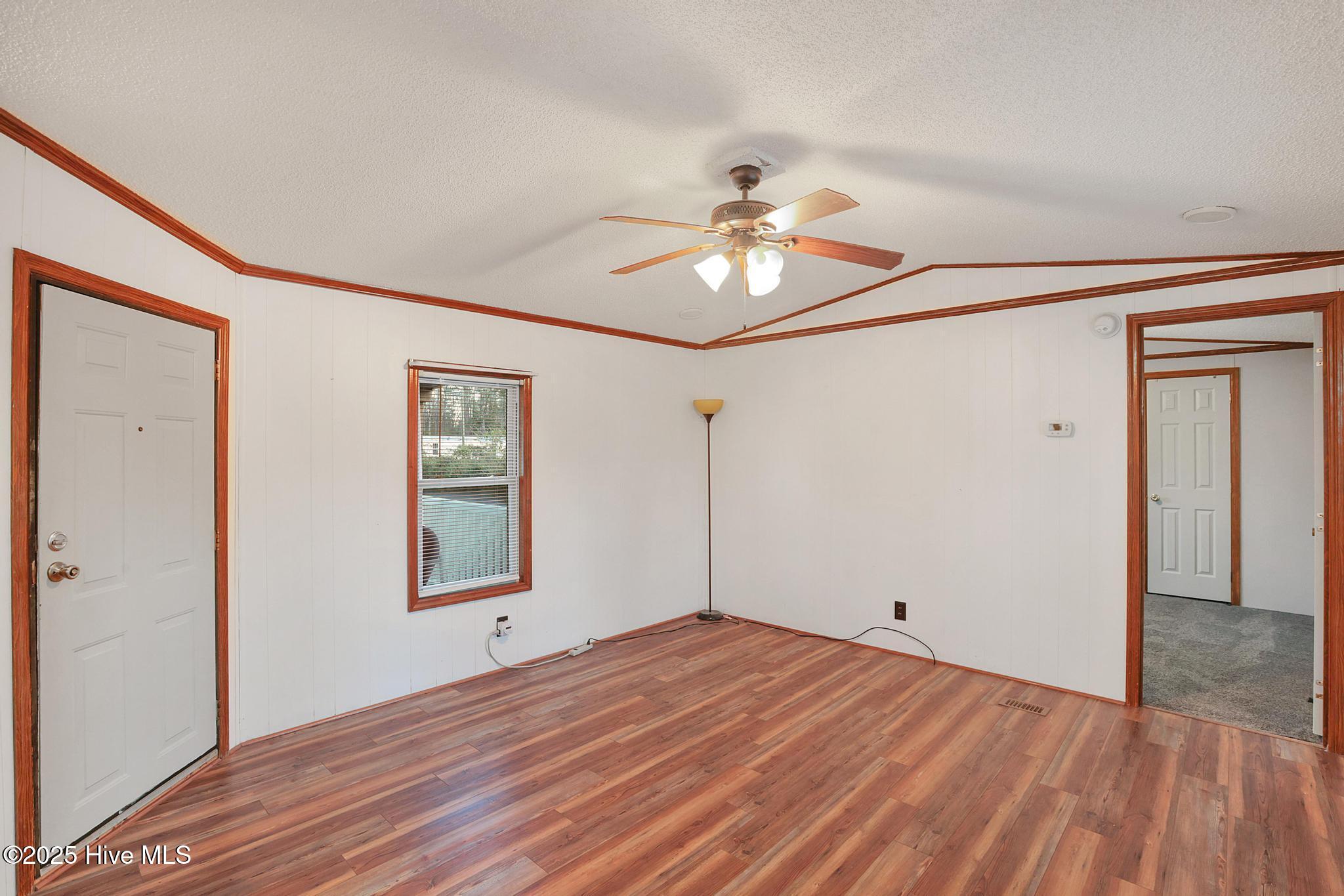 312 Queens Road,Hubert
