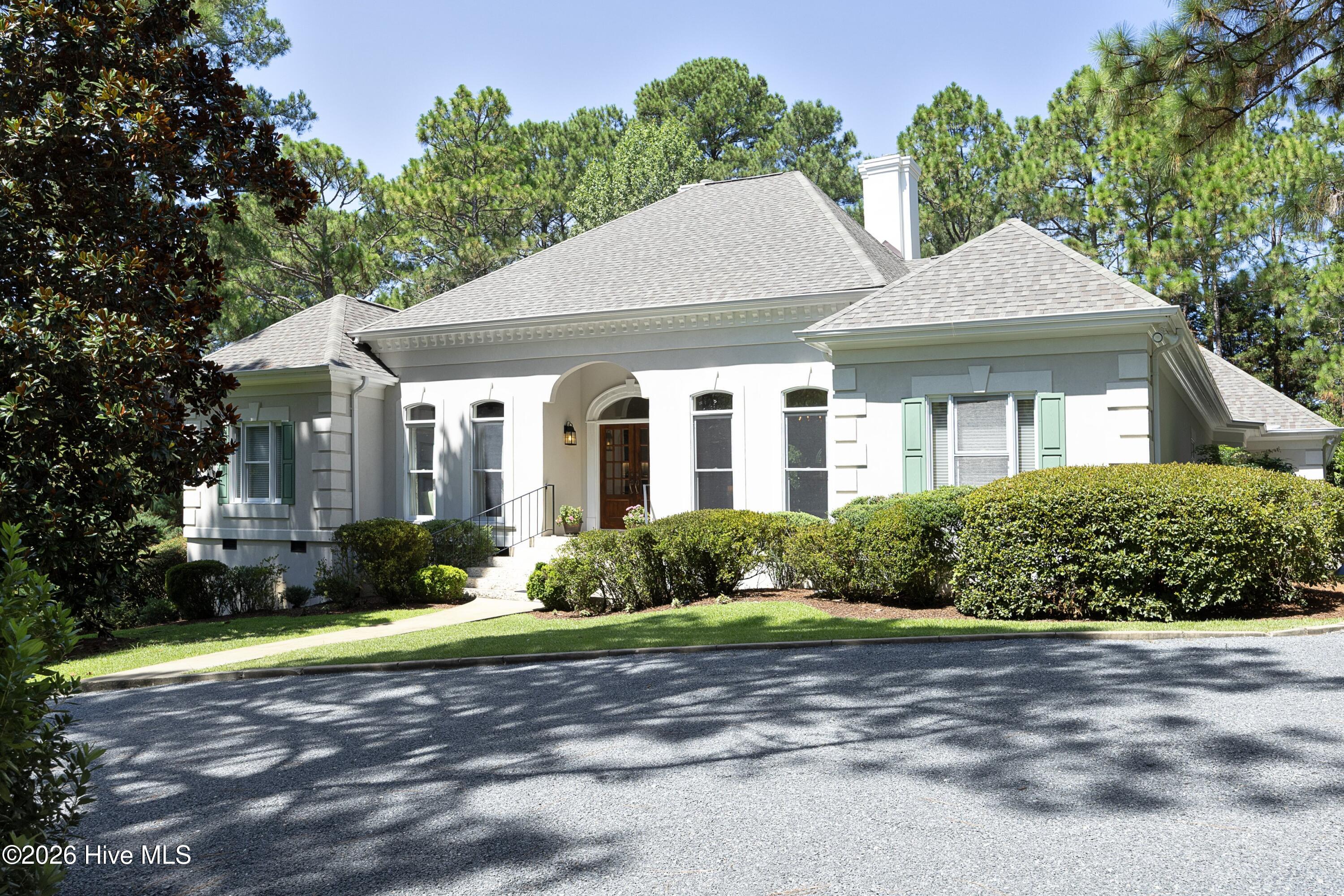 Photo 1 of Single family home for sale at 150 Quail Holw Dr, Pinehurst, NC 28374 | MLS# 100600964 | Listing updated on 2026-09-03