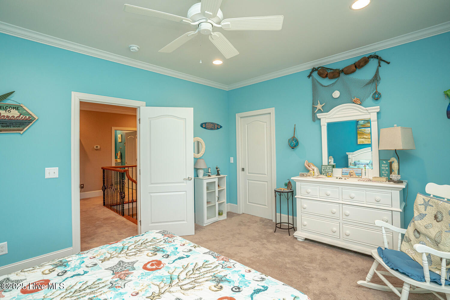 100534571 | Photo 76