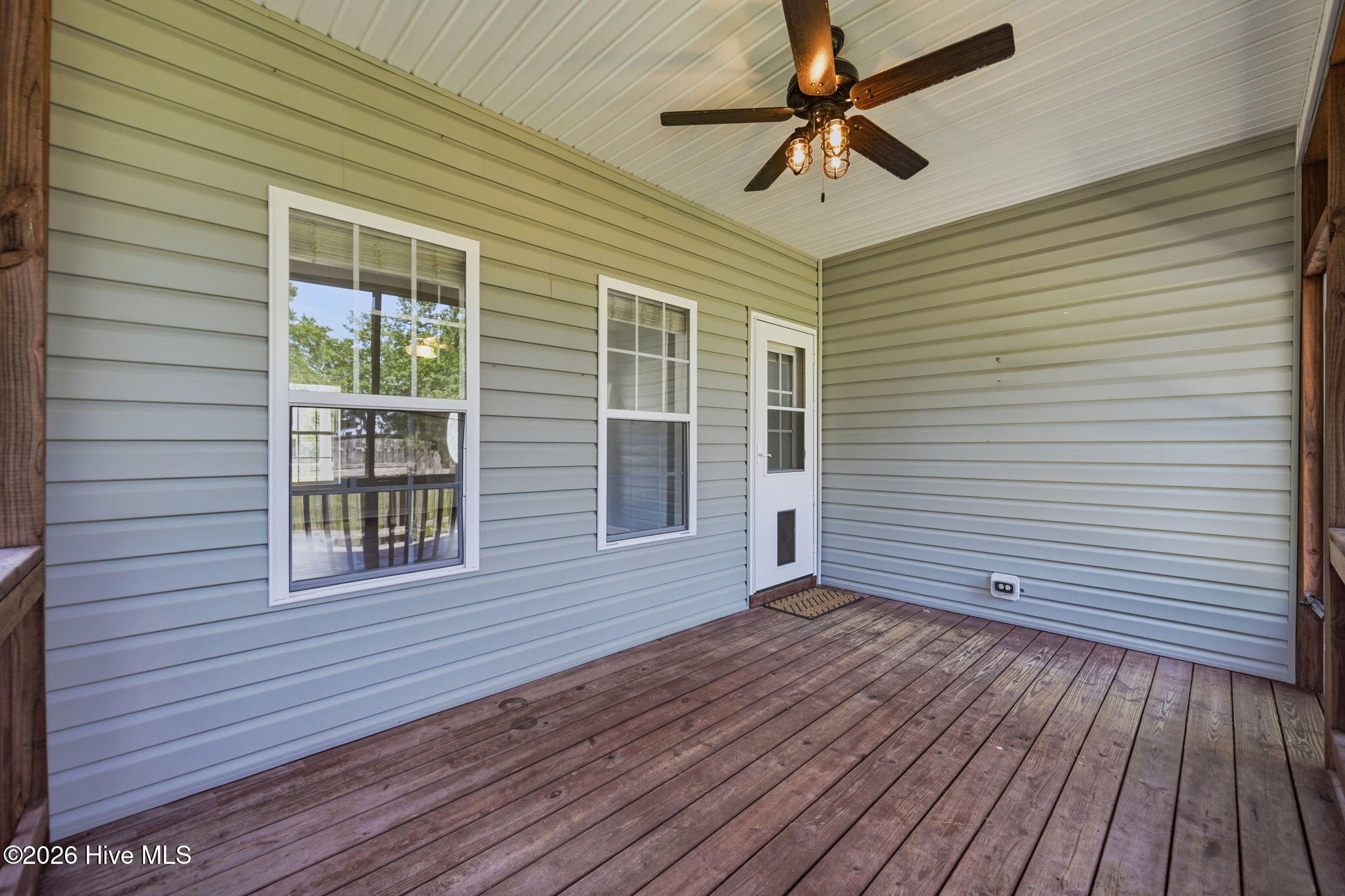 204 Wedgefield Circle,Maple Hill