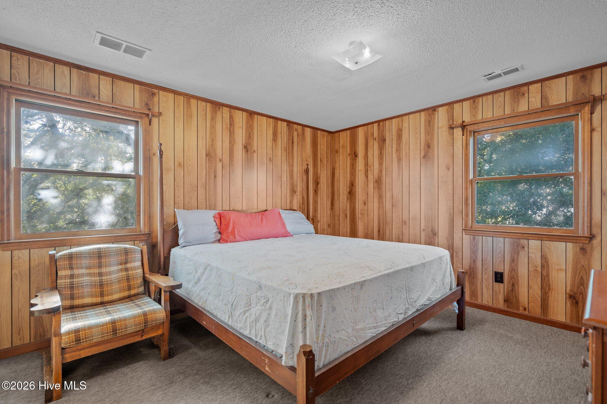 100559194 | Photo 23