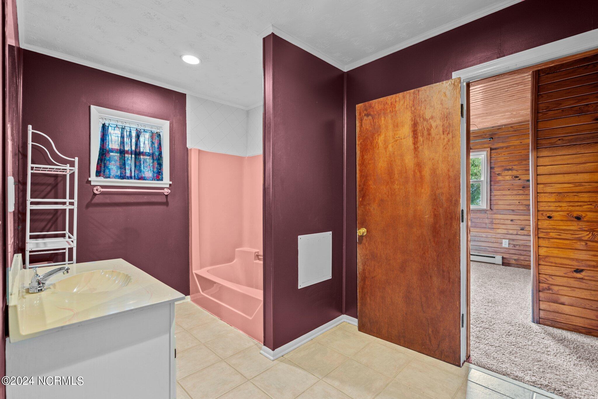 100546167 | Photo 29