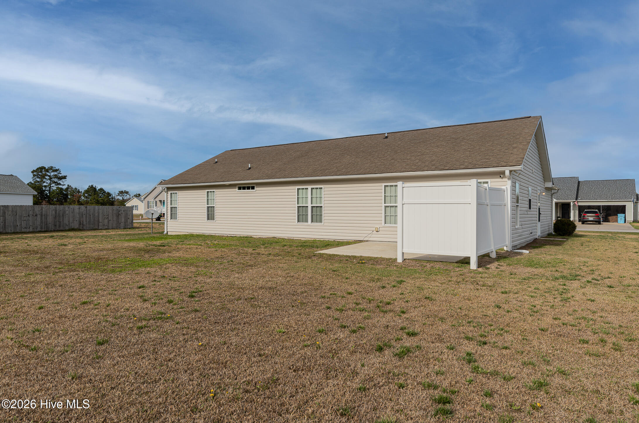 100561877 | Photo 34