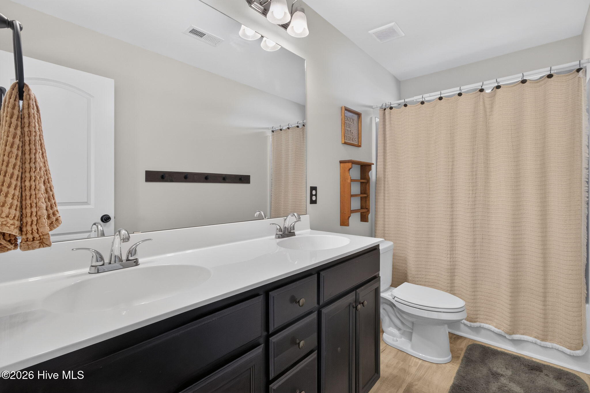 114 Woodwater Drive,Richlands