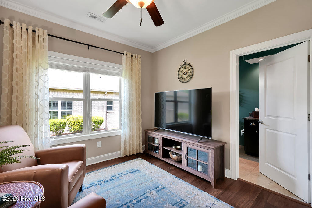 100562114 | Photo 27