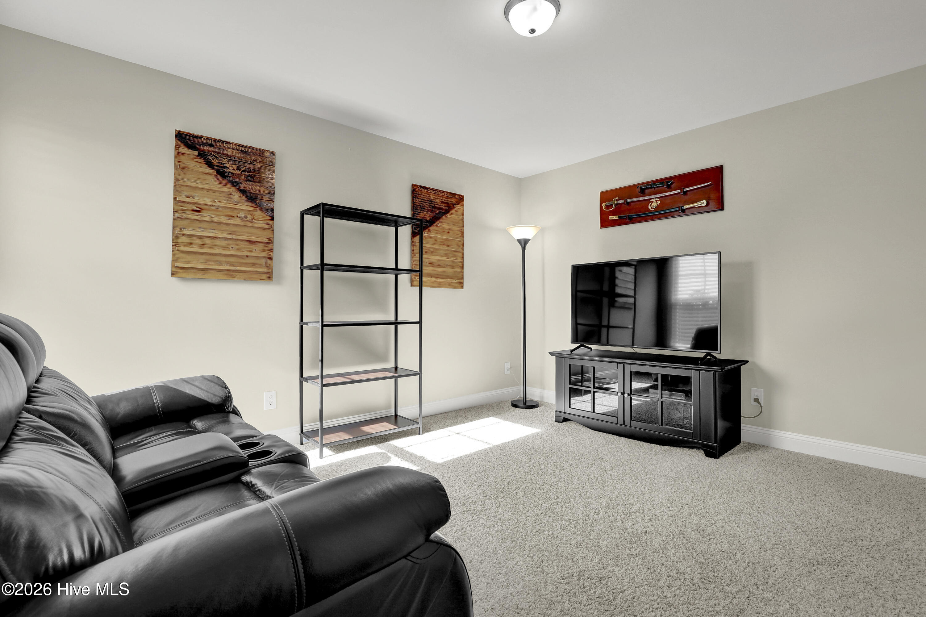 100550912 | Photo 26