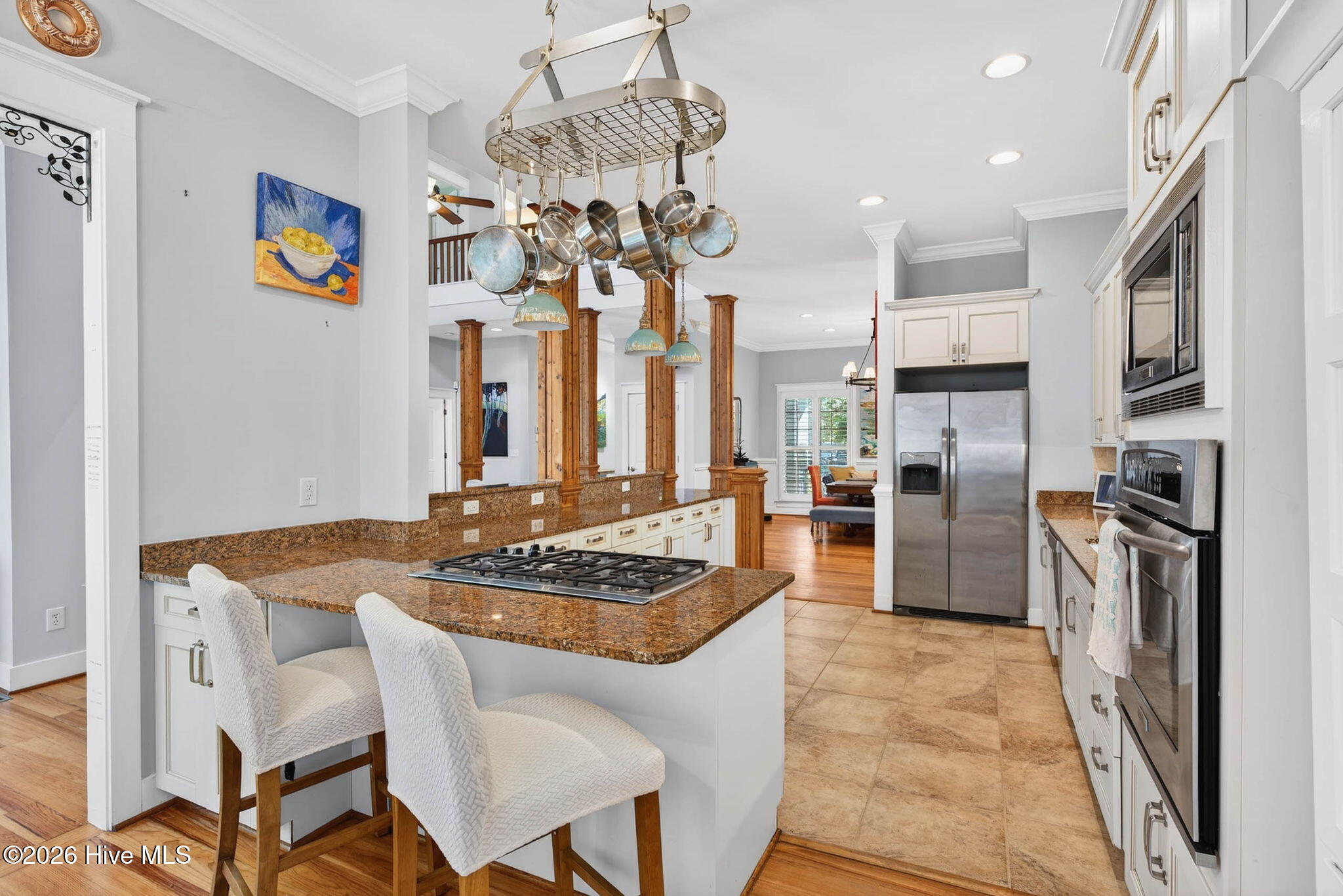 100564993 | Photo 19