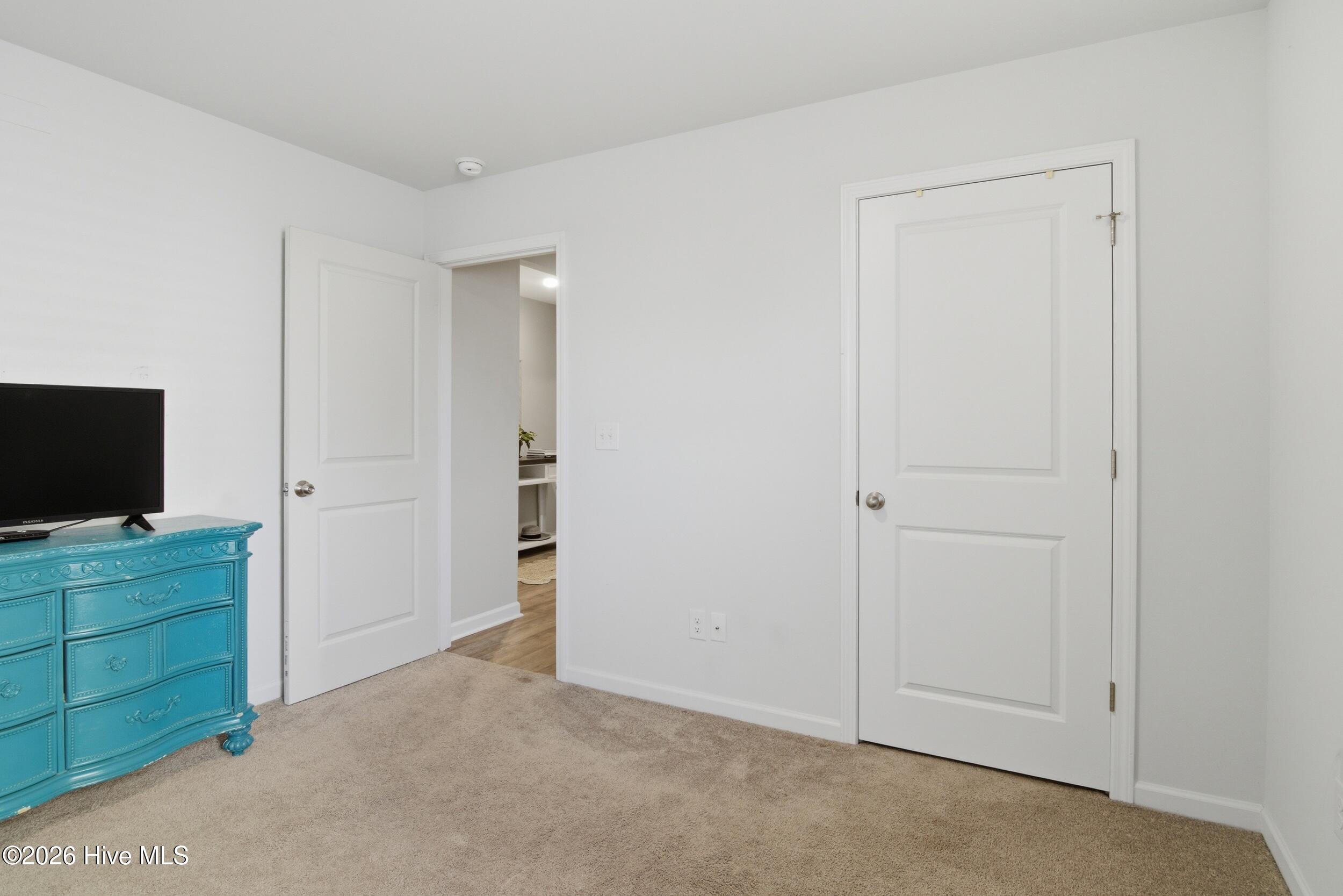 100556501 | Photo 32