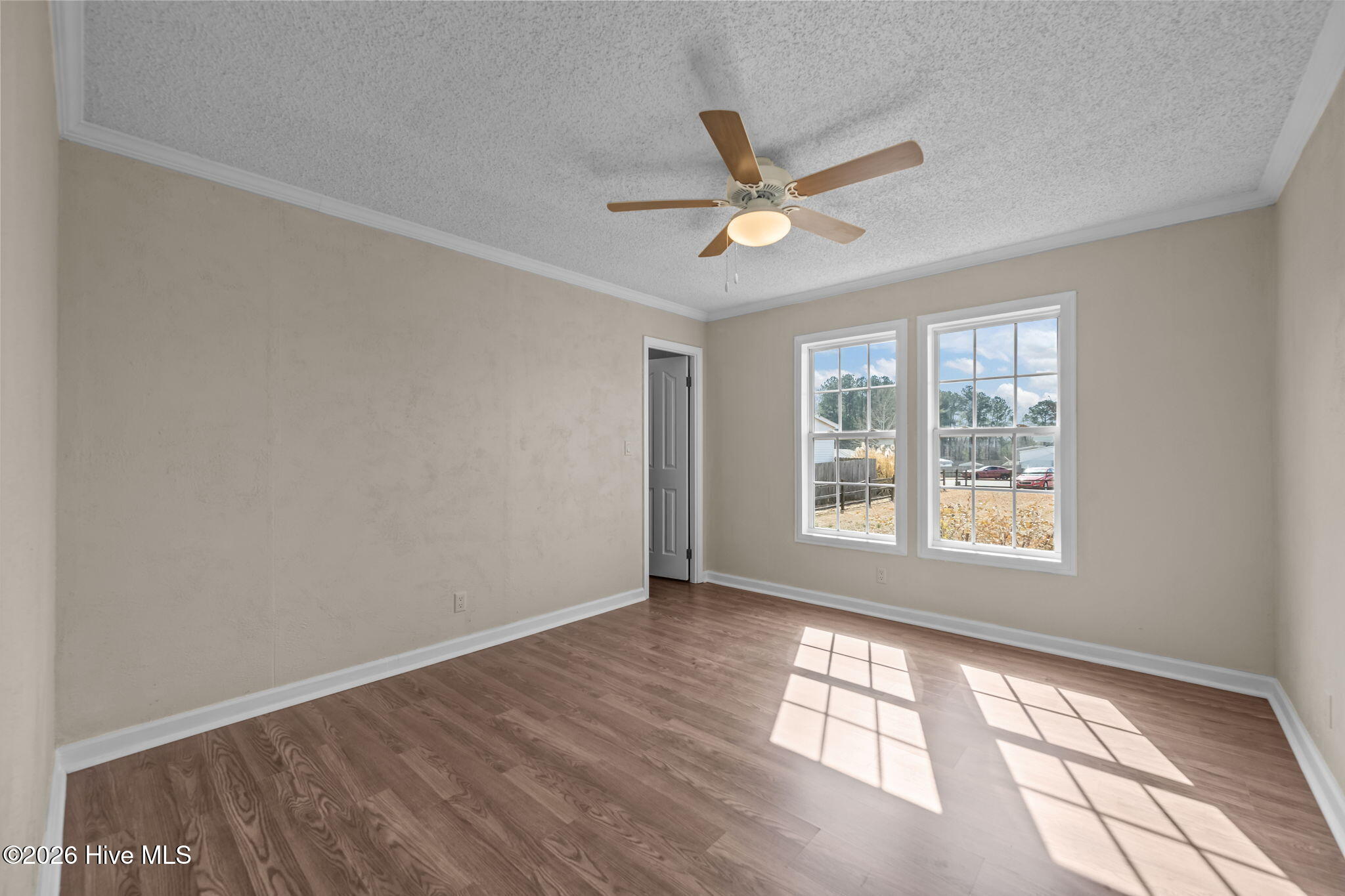 100555168 | Photo 22