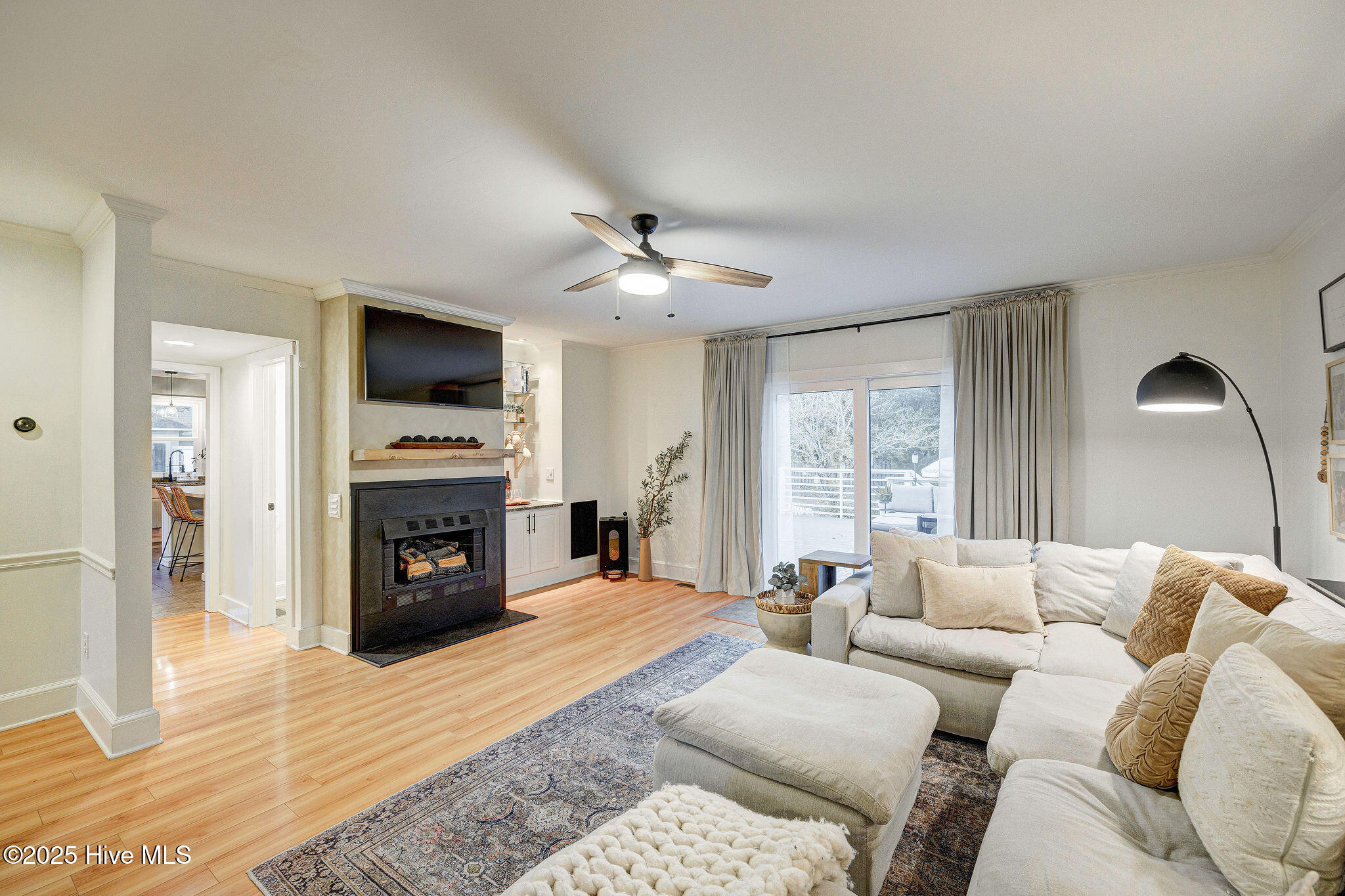 100534059 | Photo 17