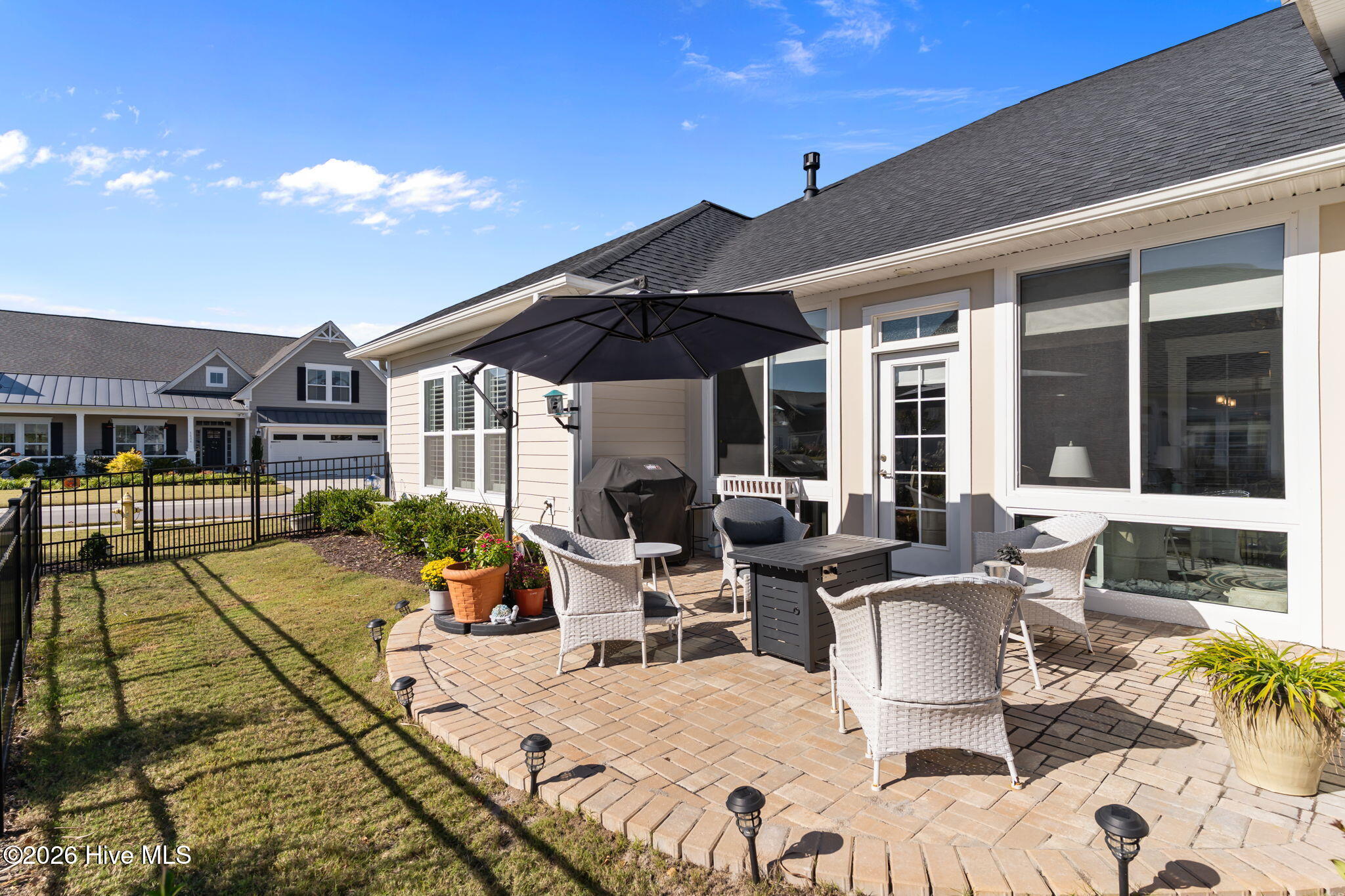 100552868 | Photo 12