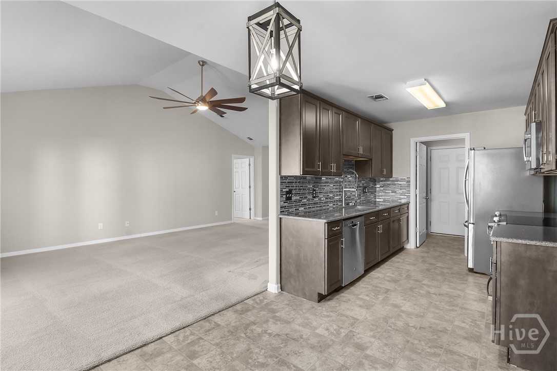 Homes for sale in Rincon, GA | 427 Seabreeze Dr, Rincon, GA 31326 | MLS# SA342574