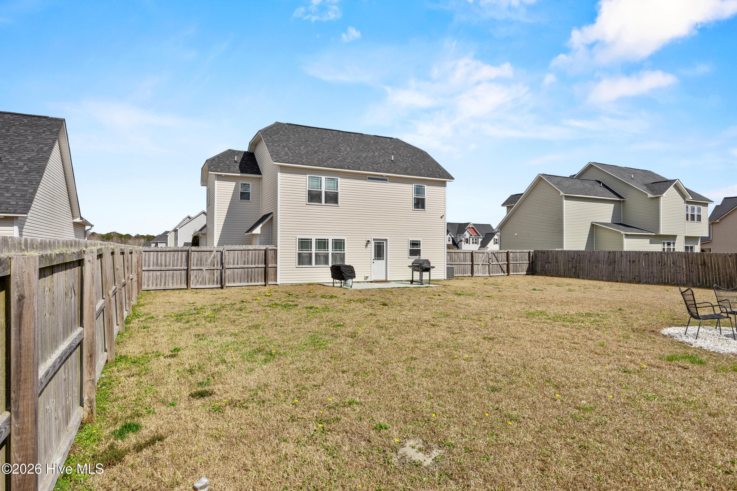 100558601 | Photo 32