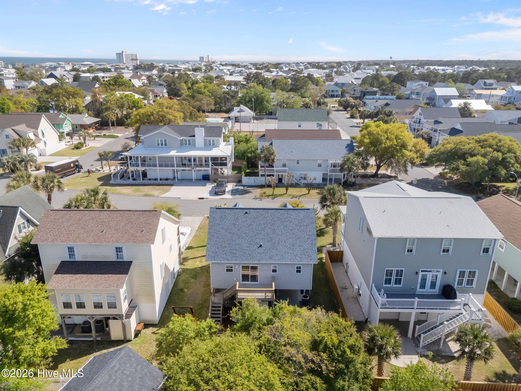 100566425 | Photo 31