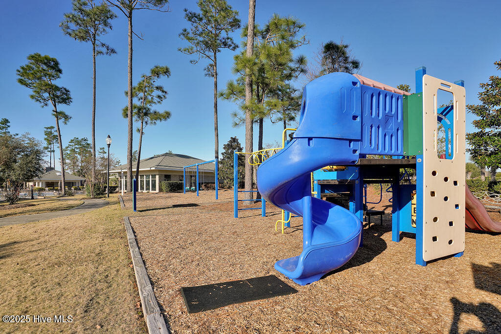 100540084 | Photo 68