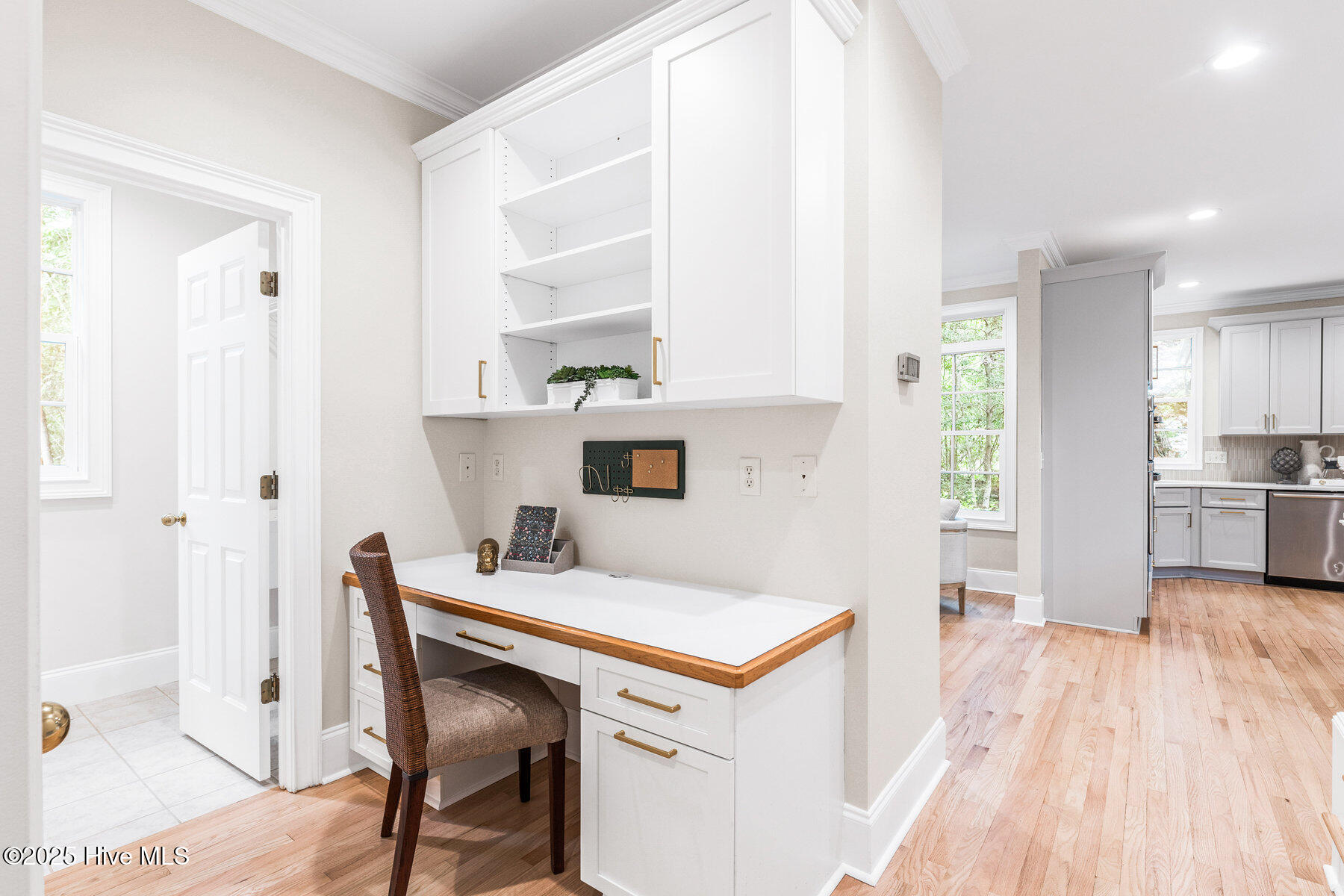 100495433 | Photo 24