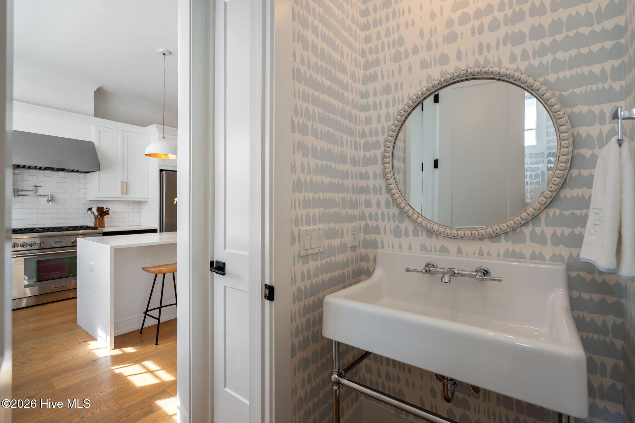 100552762 | Photo 26