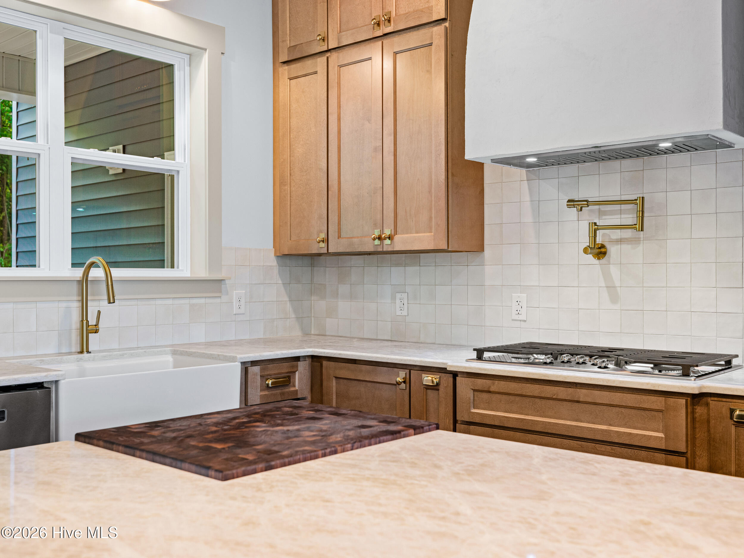 308 Belgian Court, Richlands, NC 28574 – photo 13: a02a0057