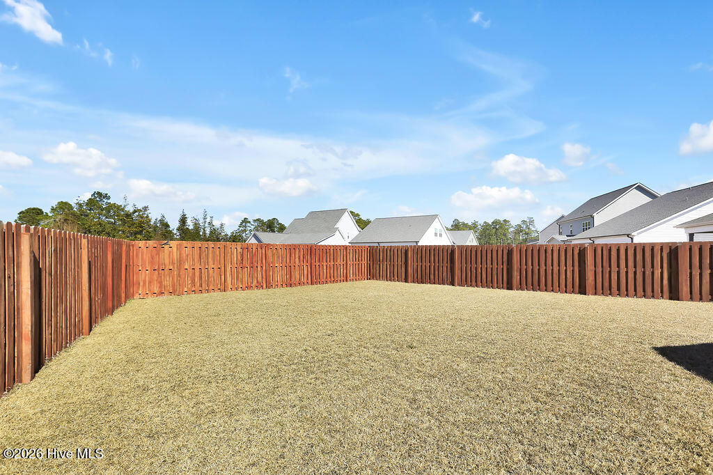 100555659 | Photo 32