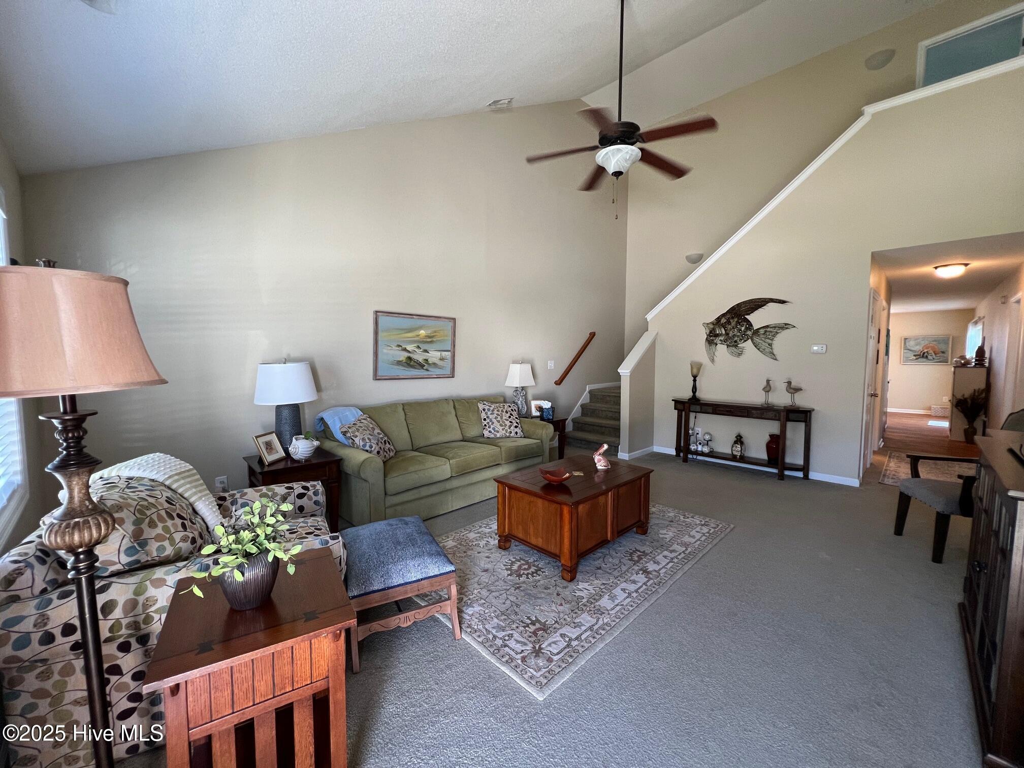 137 Jessie Circle, Hubert, NC 28539 – photo 11: 10 Living room