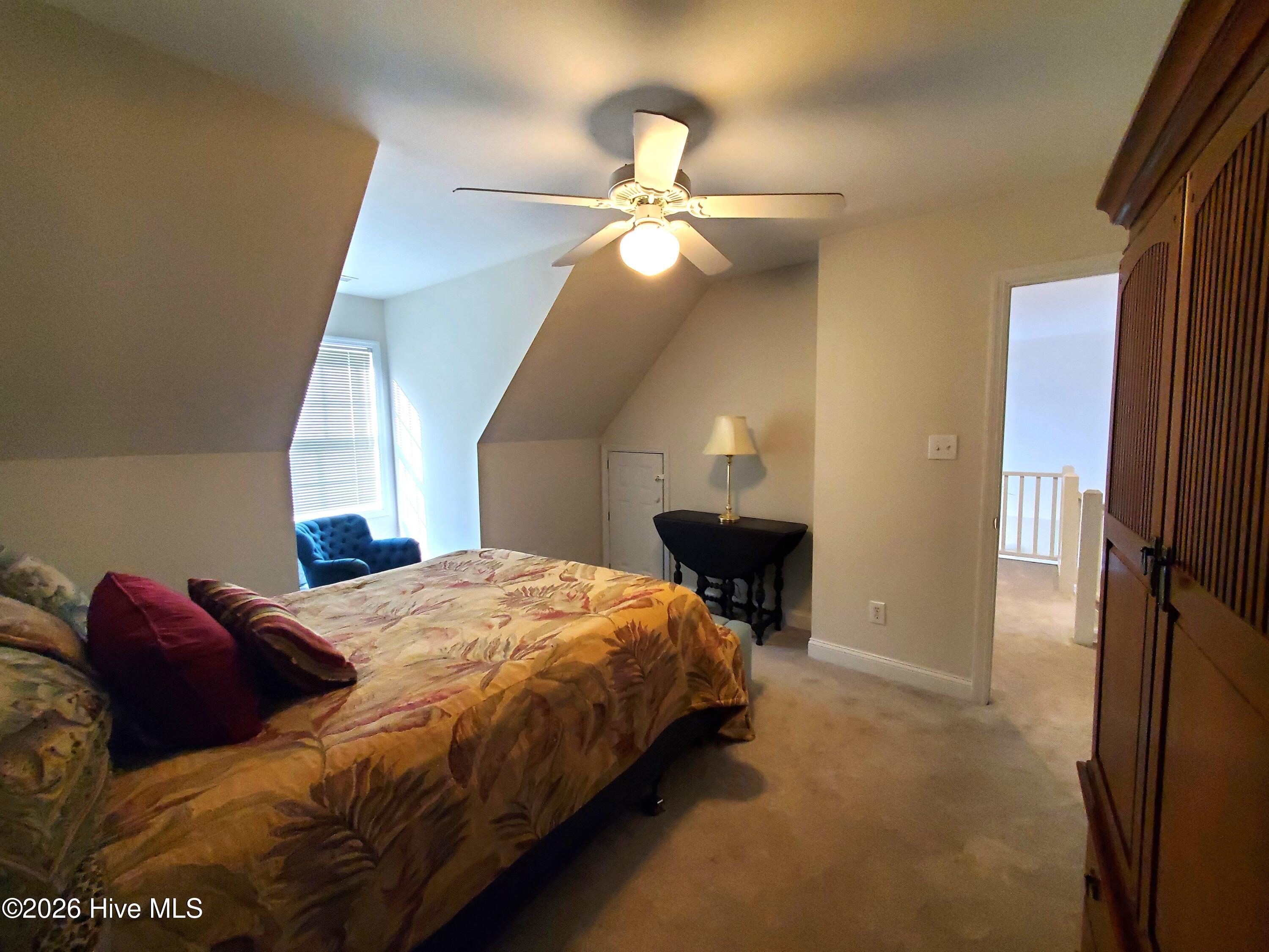 100560491 | Photo 45