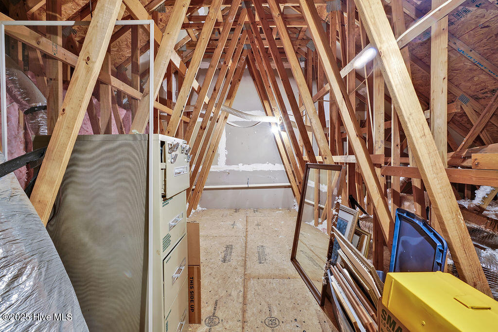 100505540 | Photo 30